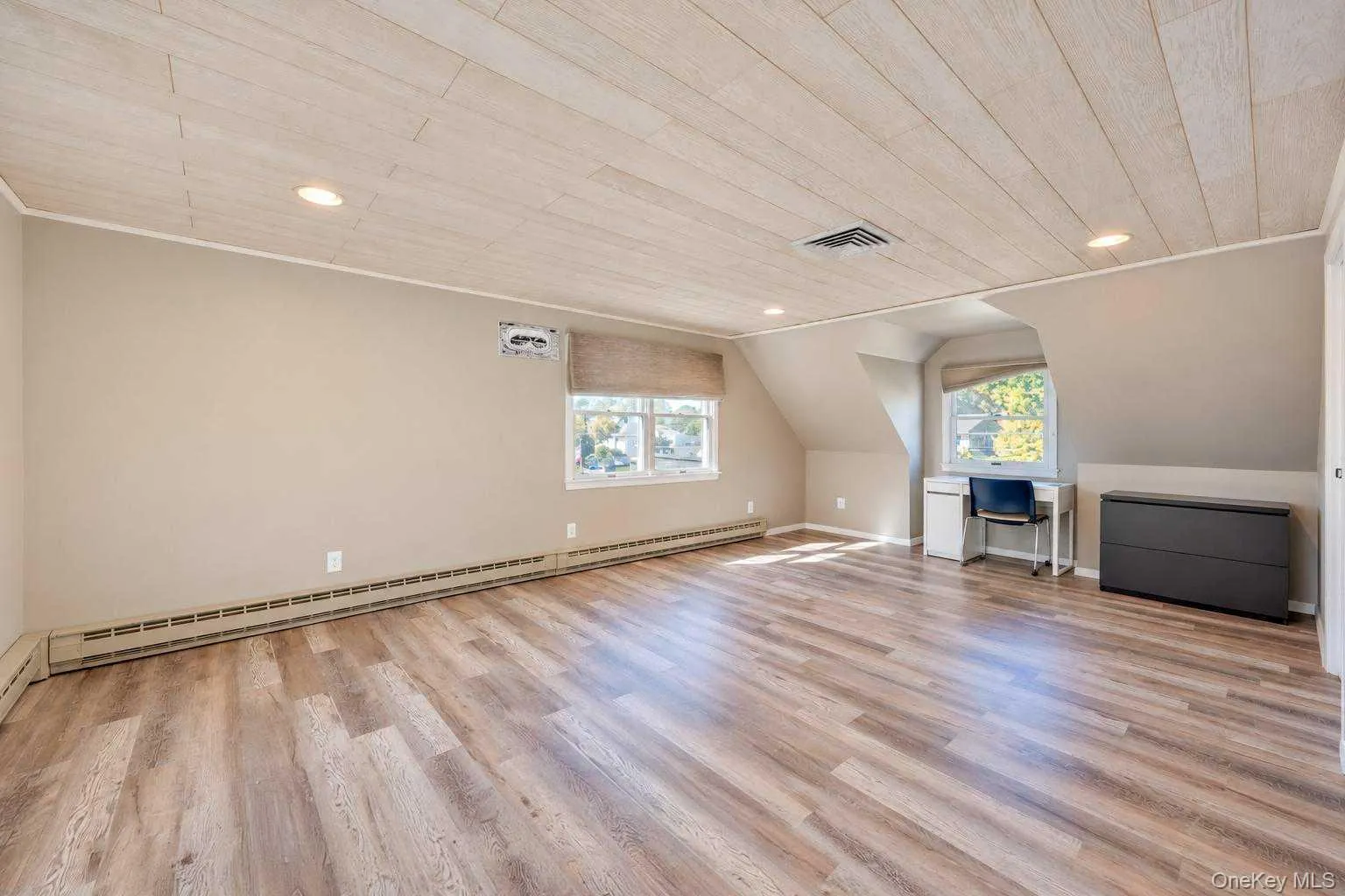 48 Prairie Drive, Babylon, NY, 4 Bedrooms Bedrooms, 8 Rooms Rooms,2 BathroomsBathrooms,Residential,For Rent,Prairie,0,1065317 48 Prairie Drive, Babylon, NY, 4 Bedrooms Bedrooms, 8 Rooms Rooms,2 BathroomsBathrooms,Residential,For Rent,Prairie,0,1065317