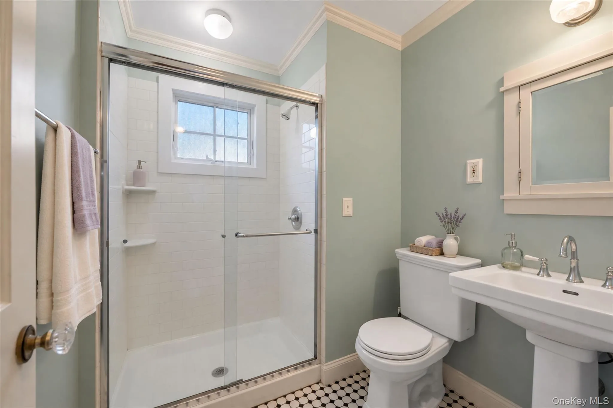236 Cleveland Drive, Huntington, NY, 3 Bedrooms Bedrooms, 6 Rooms Rooms,2 BathroomsBathrooms,Residential,For Rent,Cleveland,0,1065328 236 Cleveland Drive, Huntington, NY, 3 Bedrooms Bedrooms, 6 Rooms Rooms,2 BathroomsBathrooms,Residential,For Rent,Cleveland,0,1065328