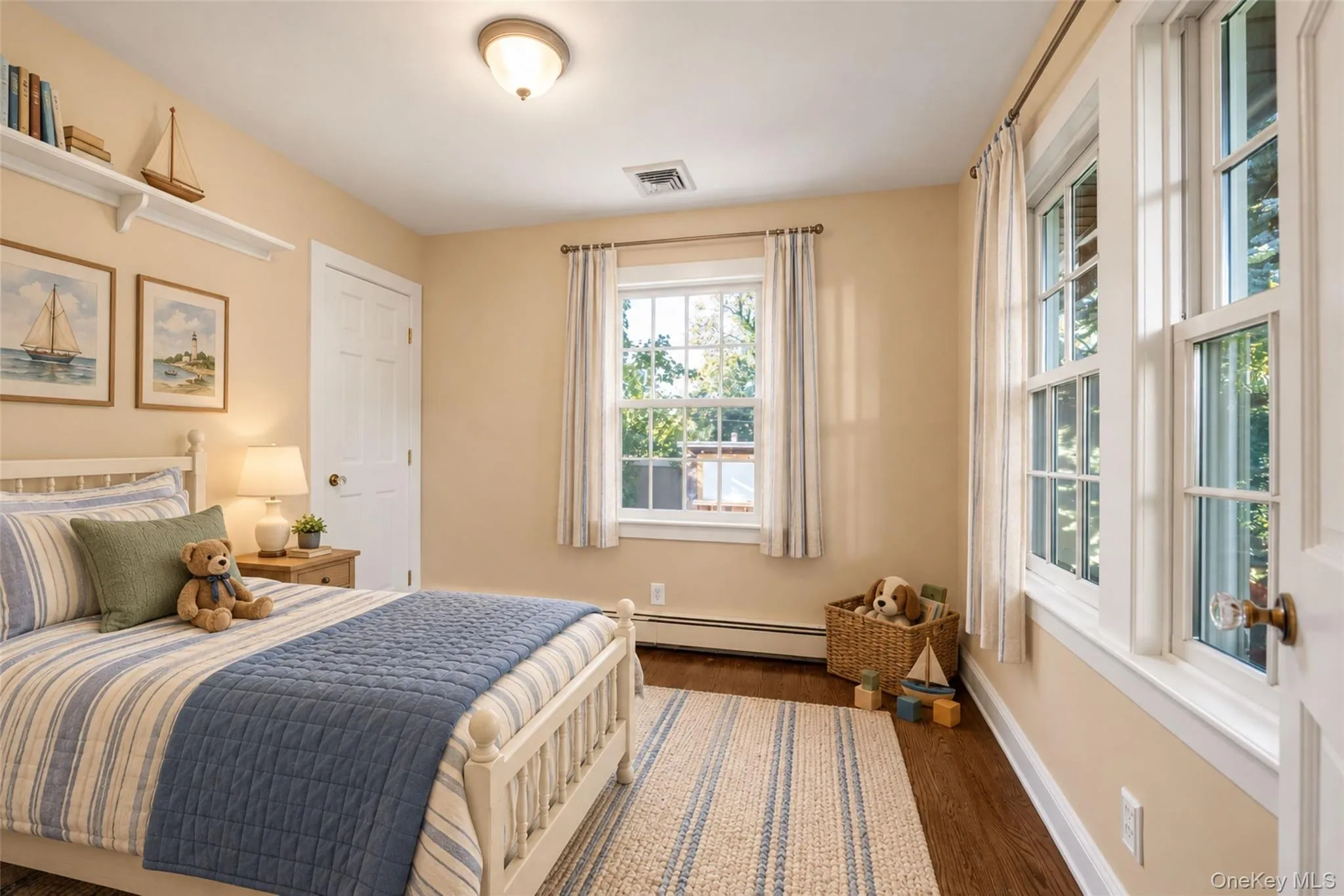 236 Cleveland Drive, Huntington, NY, 3 Bedrooms Bedrooms, 6 Rooms Rooms,2 BathroomsBathrooms,Residential,For Rent,Cleveland,0,1065328 236 Cleveland Drive, Huntington, NY, 3 Bedrooms Bedrooms, 6 Rooms Rooms,2 BathroomsBathrooms,Residential,For Rent,Cleveland,0,1065328