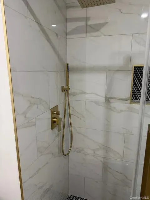 22 Harrison Avenue, Hempstead, NY , With , 2 Bedroom , and , 5 Room , 1 Bathroom , For , Residential Lease , For Rent , 1065348 , MLSID,1065348 22 Harrison Avenue, Hempstead, NY , With , 2 Bedroom , and , 5 Room , 1 Bathroom , For , Residential Lease , For Rent , 1065348 , MLSID,1065348