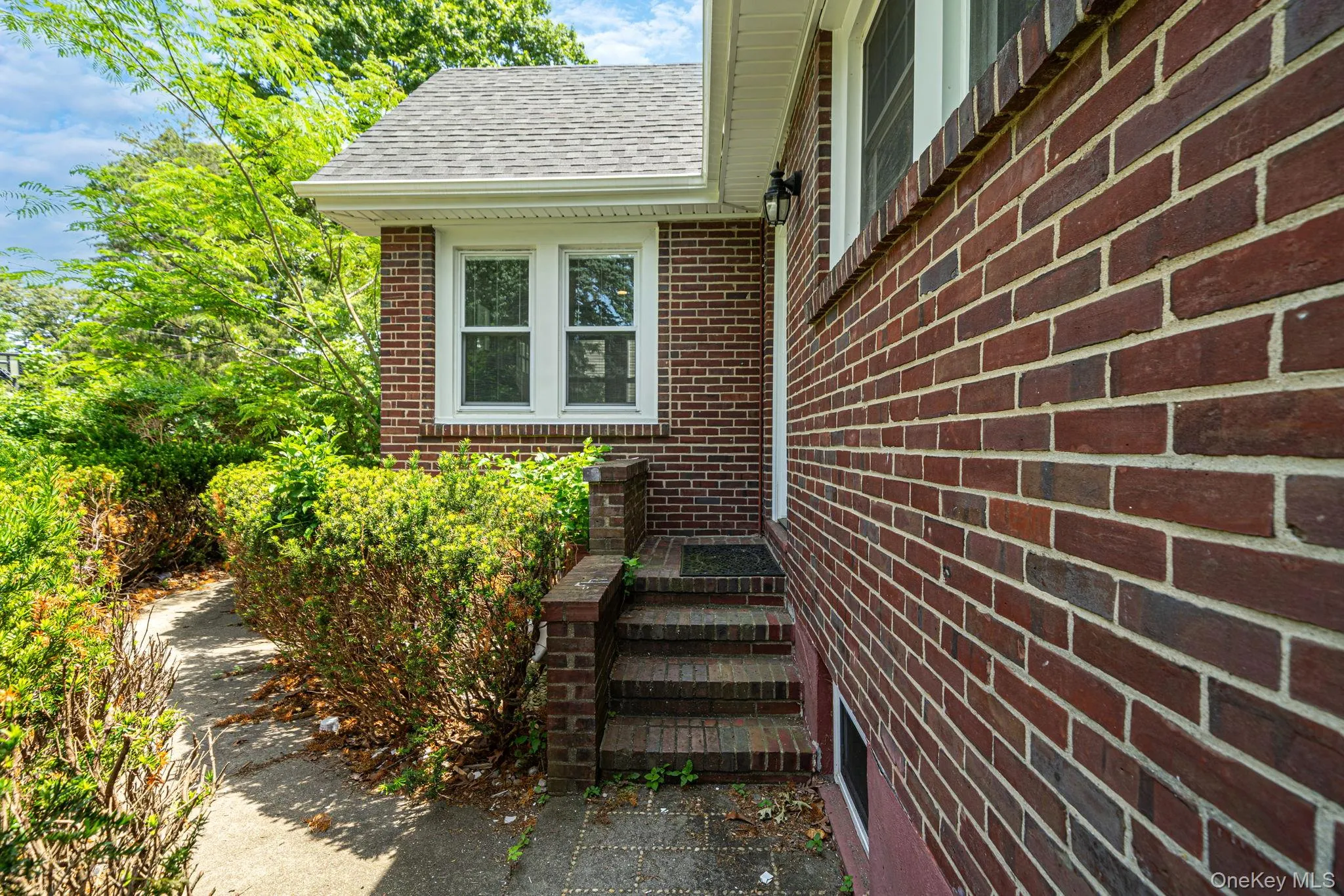 44 Elizabeth Avenue, Smithtown, NY, 4 Bedrooms Bedrooms, 8 Rooms Rooms,2 BathroomsBathrooms,Residential,For Rent,Elizabeth,0,1065352 44 Elizabeth Avenue, Smithtown, NY, 4 Bedrooms Bedrooms, 8 Rooms Rooms,2 BathroomsBathrooms,Residential,For Rent,Elizabeth,0,1065352