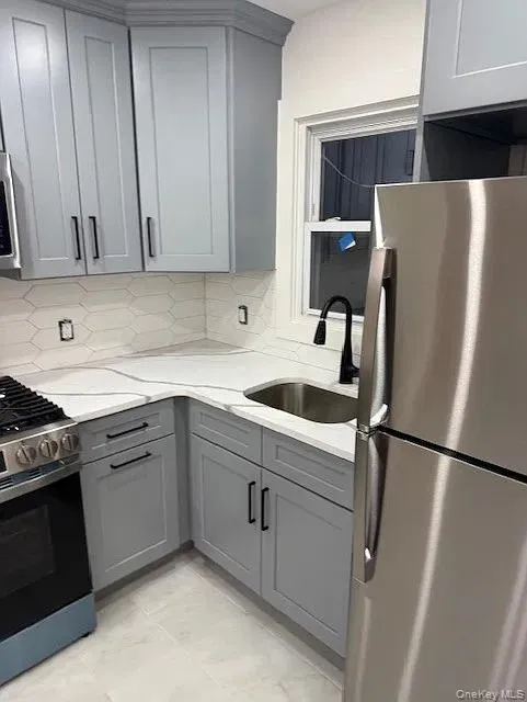 24 Harrison Avenue, Hempstead, NY , With , 3 Bedroom , and , 6 Room , 1 Bathroom , For , Residential Lease , For Rent , 1065355 , MLSID,1065355 24 Harrison Avenue, Hempstead, NY , With , 3 Bedroom , and , 6 Room , 1 Bathroom , For , Residential Lease , For Rent , 1065355 , MLSID,1065355