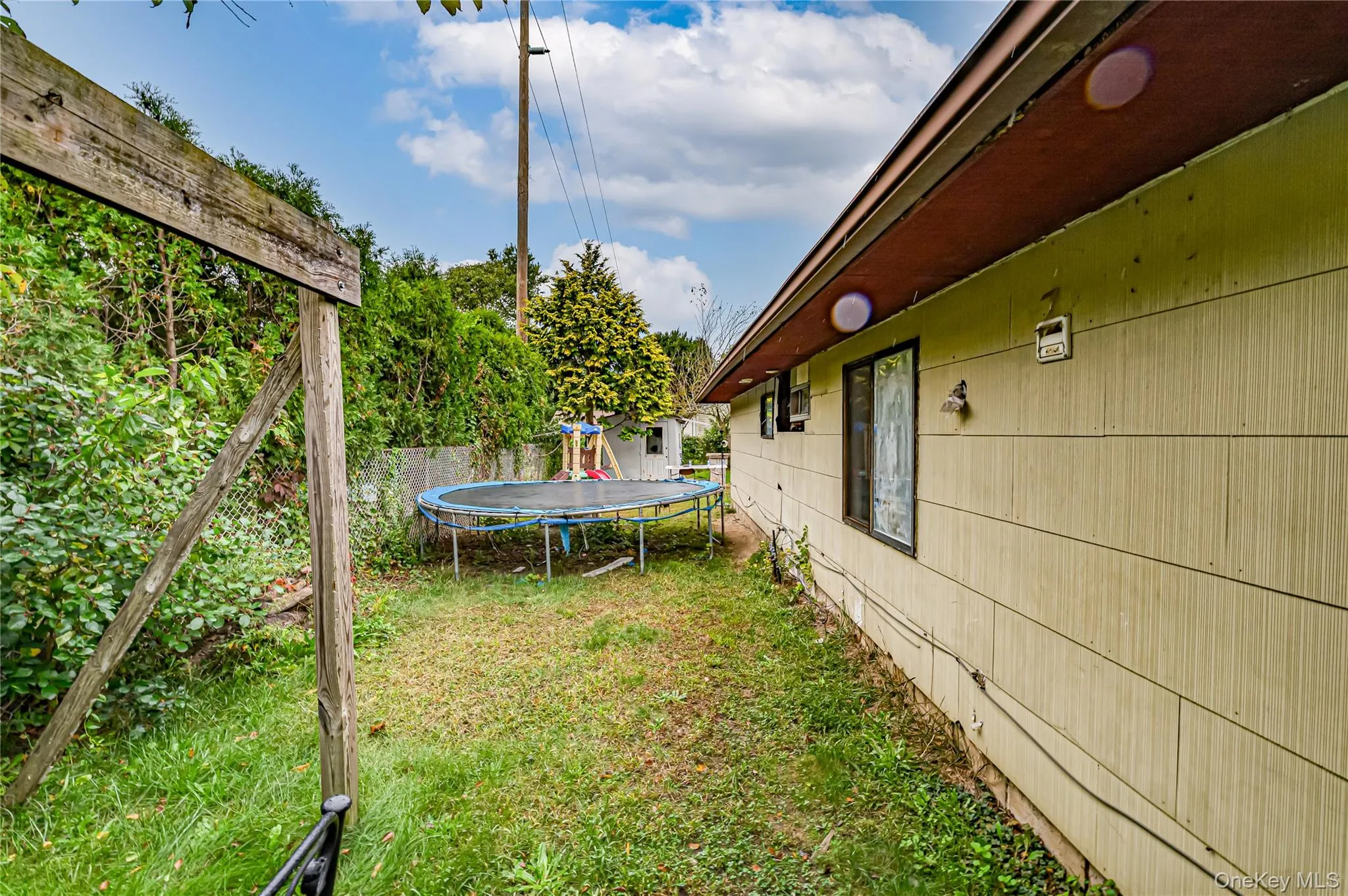 8 Marie Crescent, Brookhaven, NY, 4 Bedrooms Bedrooms, 7 Rooms Rooms,3 BathroomsBathrooms,Residential,For Rent,Marie,0,1065358 8 Marie Crescent, Brookhaven, NY, 4 Bedrooms Bedrooms, 7 Rooms Rooms,3 BathroomsBathrooms,Residential,For Rent,Marie,0,1065358
