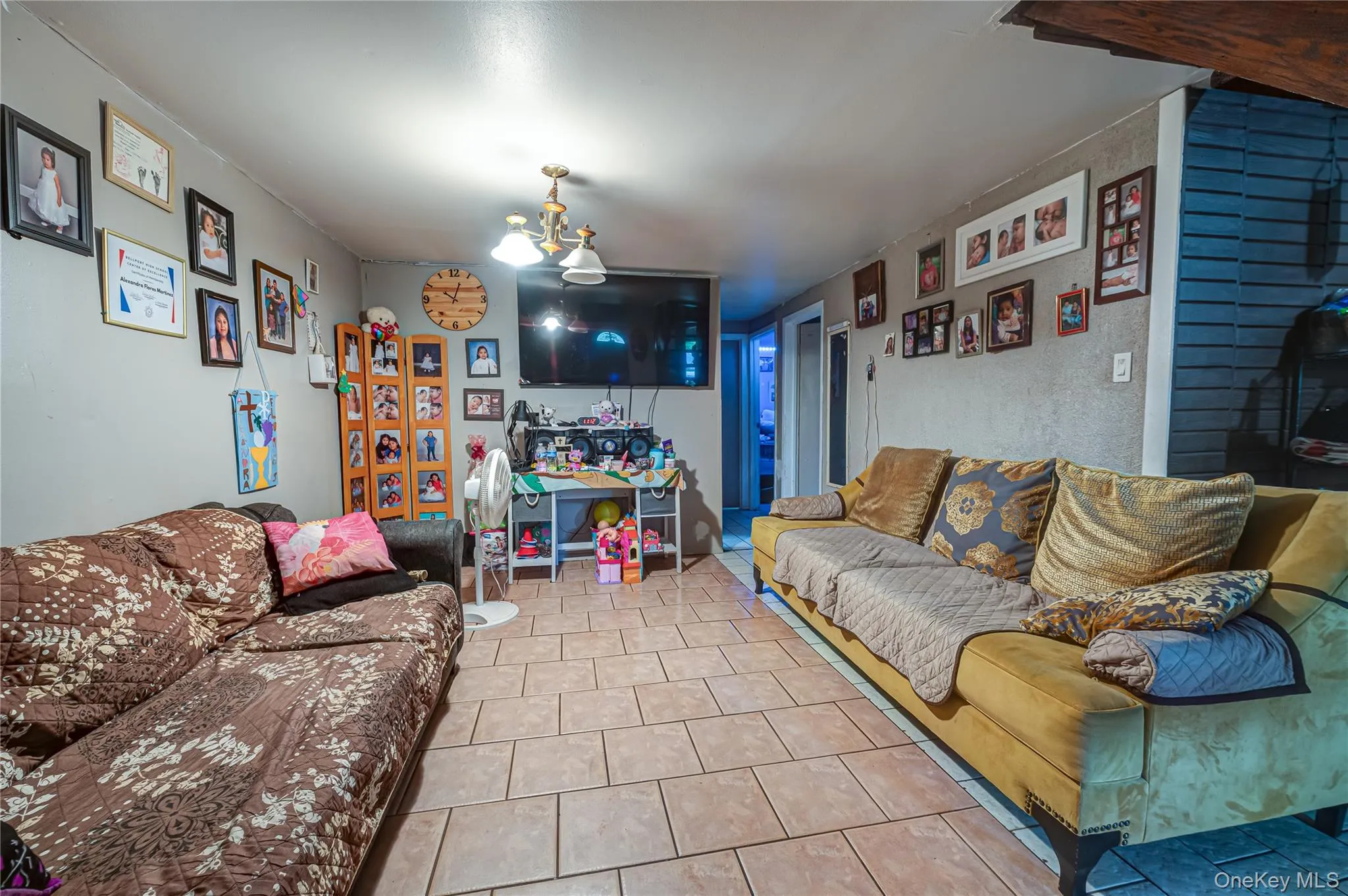 8 Marie Crescent, Brookhaven, NY, 4 Bedrooms Bedrooms, 7 Rooms Rooms,3 BathroomsBathrooms,Residential,For Rent,Marie,0,1065358 8 Marie Crescent, Brookhaven, NY, 4 Bedrooms Bedrooms, 7 Rooms Rooms,3 BathroomsBathrooms,Residential,For Rent,Marie,0,1065358