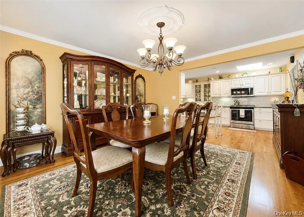 7 Talbot Lane, Smithtown, NY, 3 Bedrooms Bedrooms, 7 Rooms Rooms,2 BathroomsBathrooms,Residential,For Rent,Talbot,0,1065362 7 Talbot Lane, Smithtown, NY, 3 Bedrooms Bedrooms, 7 Rooms Rooms,2 BathroomsBathrooms,Residential,For Rent,Talbot,0,1065362