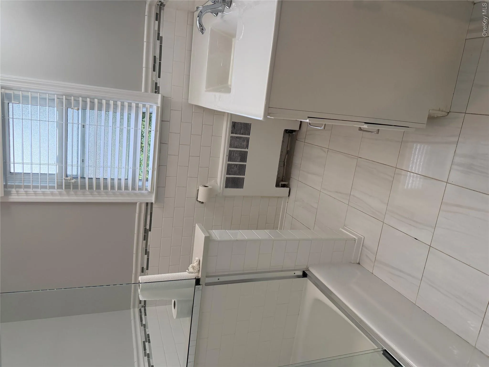 189 Lockwood Avenue, Yonkers, NY , With , 3 Bedroom , and , 5 Room , 1 Bathroom , For , Residential Lease , For Rent , 1065383 , MLSID,1065383 189 Lockwood Avenue, Yonkers, NY , With , 3 Bedroom , and , 5 Room , 1 Bathroom , For , Residential Lease , For Rent , 1065383 , MLSID,1065383