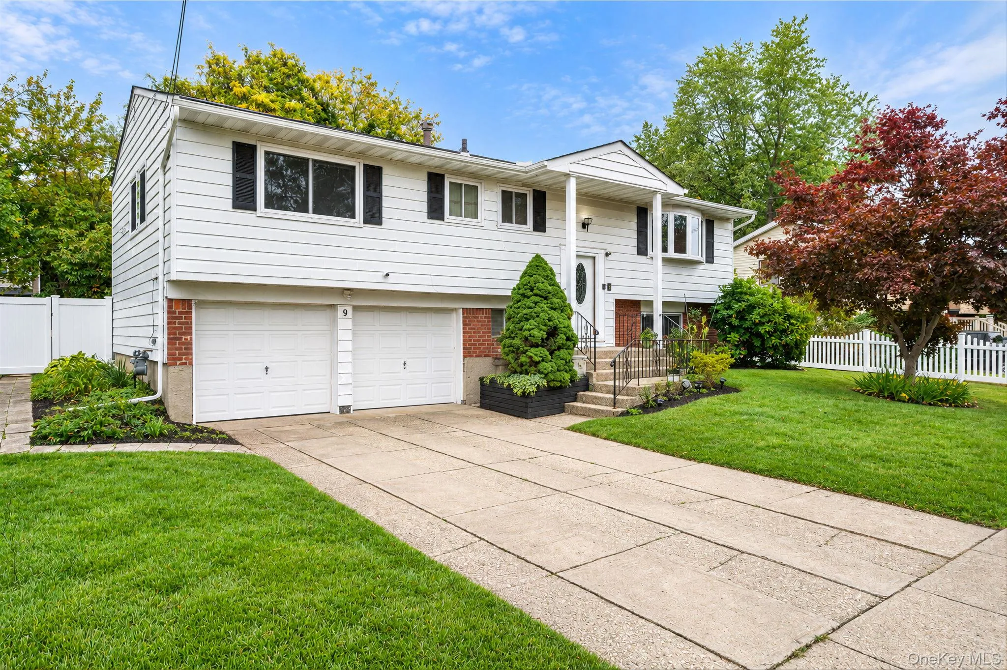 9 Thorman Lane, Babylon, NY, 5 Bedrooms Bedrooms, 9 Rooms Rooms,2 BathroomsBathrooms,Residential,For Rent,Thorman,0,1065387 9 Thorman Lane, Babylon, NY, 5 Bedrooms Bedrooms, 9 Rooms Rooms,2 BathroomsBathrooms,Residential,For Rent,Thorman,0,1065387
