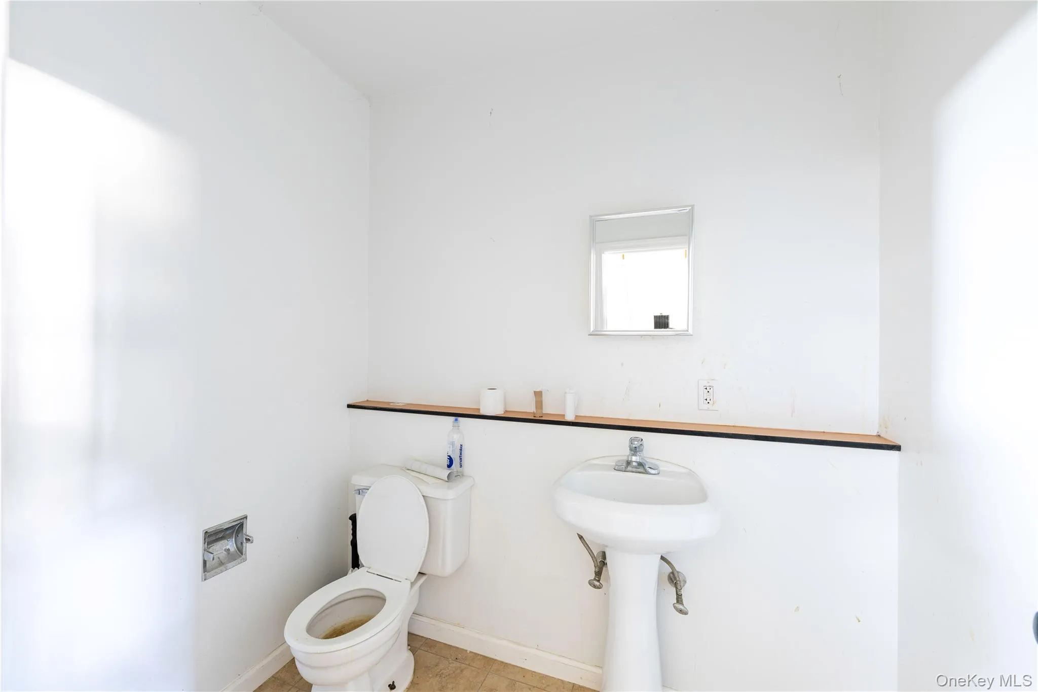 19 Delavergne Avenue, Wappinger, NY , With , and , For , Commercial Lease , For Rent , 1065417 , MLSID,1065417 19 Delavergne Avenue, Wappinger, NY , With , and , For , Commercial Lease , For Rent , 1065417 , MLSID,1065417