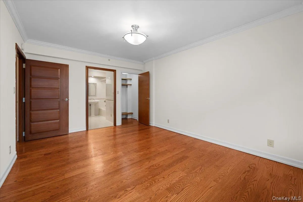 3511 Cambridge Avenue, New York, NY, 2 Bedrooms Bedrooms, 5 Rooms Rooms,2 BathroomsBathrooms,Residential Lease,For Rent,Cambridge,0,1065421 3511 Cambridge Avenue, New York, NY, 2 Bedrooms Bedrooms, 5 Rooms Rooms,2 BathroomsBathrooms,Residential Lease,For Rent,Cambridge,0,1065421