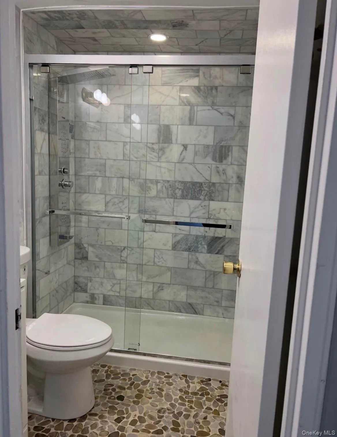 2 Jamestown Court, Brookhaven, NY, 3 Bedrooms Bedrooms, 5 Rooms Rooms,1 BathroomBathrooms,Residential Lease,For Rent,Jamestown,0,1065424 2 Jamestown Court, Brookhaven, NY, 3 Bedrooms Bedrooms, 5 Rooms Rooms,1 BathroomBathrooms,Residential Lease,For Rent,Jamestown,0,1065424