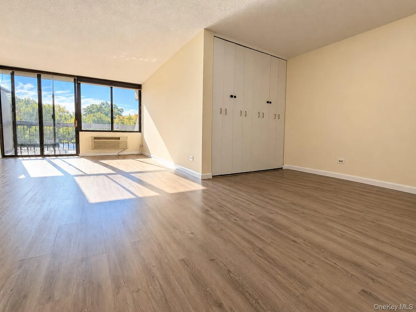 15038 Union Turnpike, New York, NY, 1 Bedroom Bedrooms, 3 Rooms Rooms,1 BathroomBathrooms,Residential,For Rent,Union,0,1065426 15038 Union Turnpike, New York, NY, 1 Bedroom Bedrooms, 3 Rooms Rooms,1 BathroomBathrooms,Residential,For Rent,Union,0,1065426