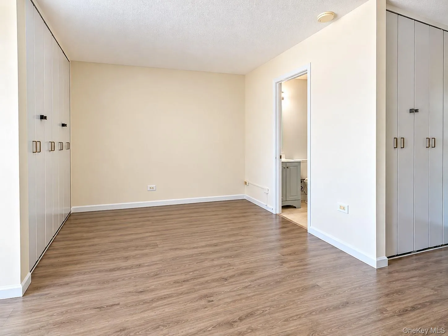 15038 Union Turnpike, New York, NY, 1 Bedroom Bedrooms, 3 Rooms Rooms,1 BathroomBathrooms,Residential,For Rent,Union,0,1065426 15038 Union Turnpike, New York, NY, 1 Bedroom Bedrooms, 3 Rooms Rooms,1 BathroomBathrooms,Residential,For Rent,Union,0,1065426