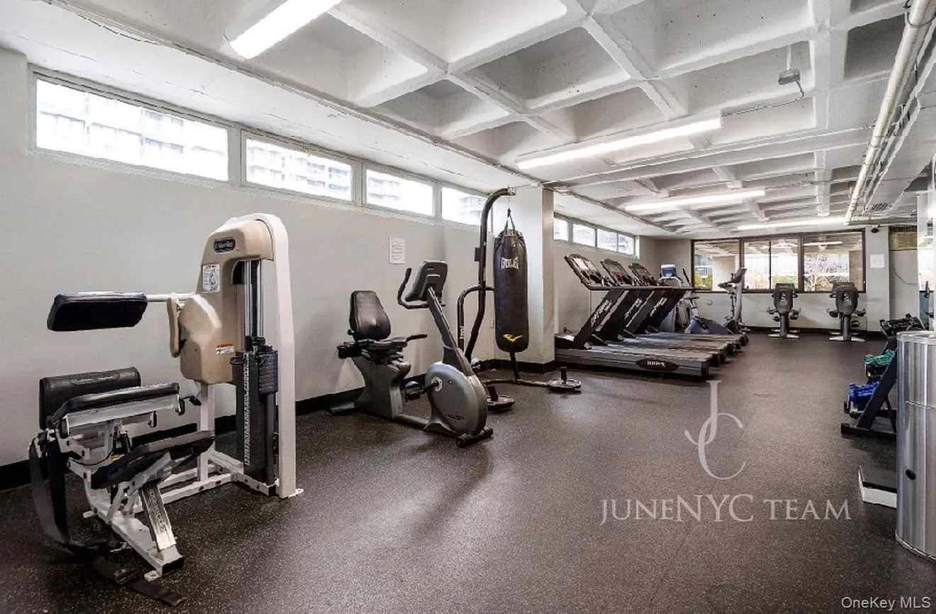 15038 Union Turnpike, New York, NY, 1 Bedroom Bedrooms, 3 Rooms Rooms,1 BathroomBathrooms,Residential,For Rent,Union,0,1065426 15038 Union Turnpike, New York, NY, 1 Bedroom Bedrooms, 3 Rooms Rooms,1 BathroomBathrooms,Residential,For Rent,Union,0,1065426