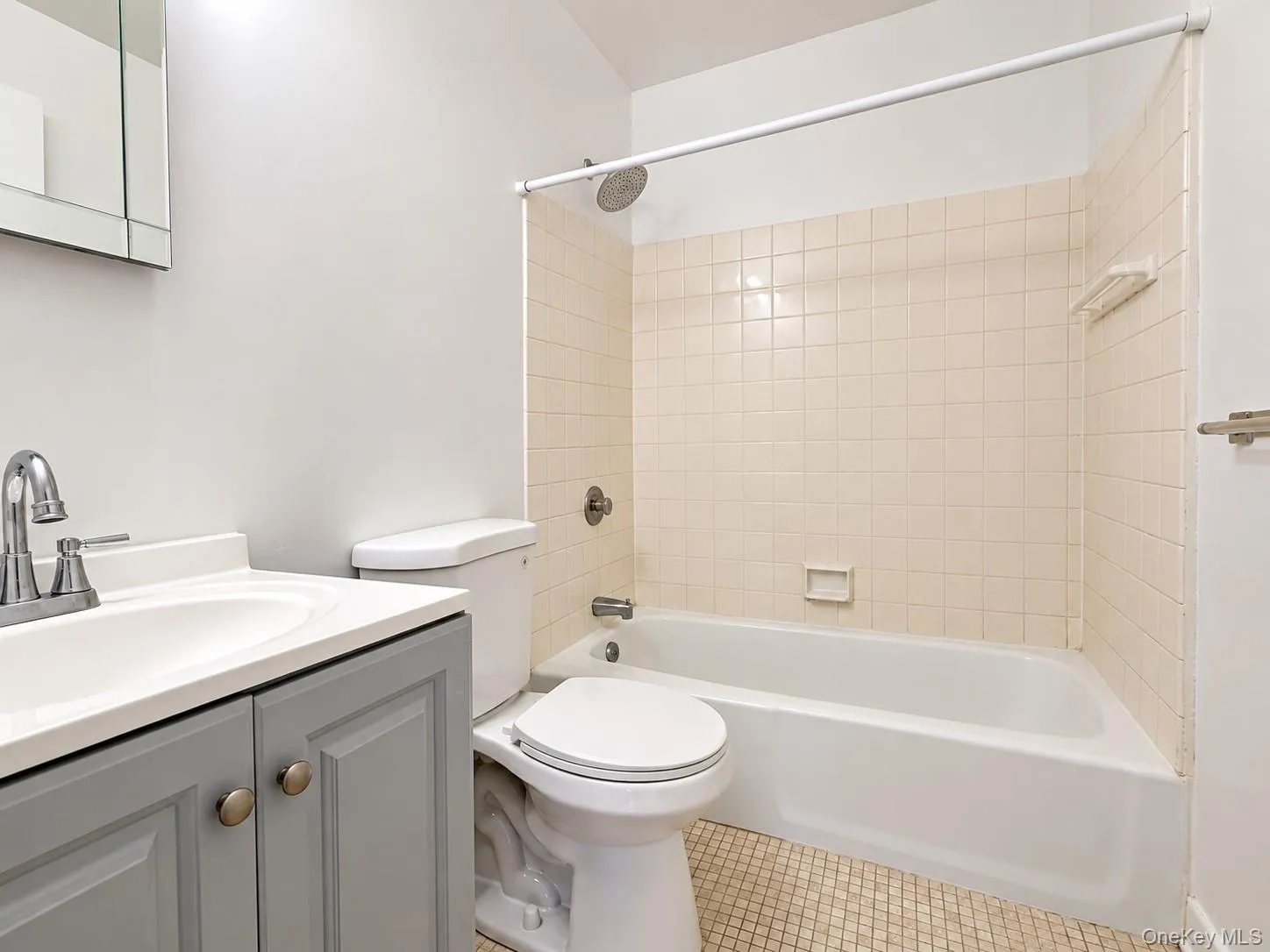 15038 Union Turnpike, New York, NY, 1 Bedroom Bedrooms, 3 Rooms Rooms,1 BathroomBathrooms,Residential,For Rent,Union,0,1065426 15038 Union Turnpike, New York, NY, 1 Bedroom Bedrooms, 3 Rooms Rooms,1 BathroomBathrooms,Residential,For Rent,Union,0,1065426