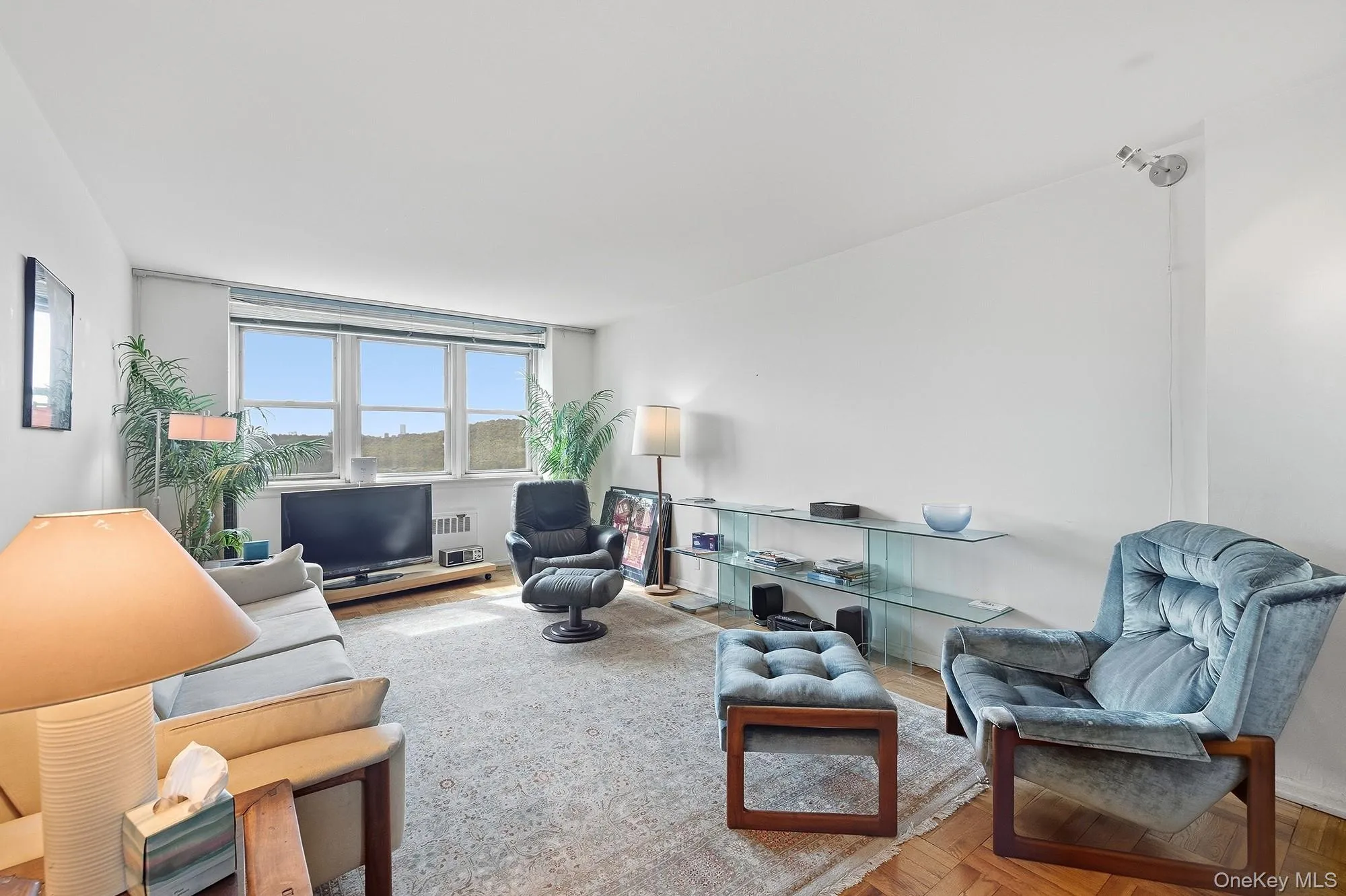 55 Knolls Crescent, New York, NY, 3 Bedrooms Bedrooms, 5 Rooms Rooms,1 BathroomBathrooms,Residential,For Rent,Knolls,0,1065429 55 Knolls Crescent, New York, NY, 3 Bedrooms Bedrooms, 5 Rooms Rooms,1 BathroomBathrooms,Residential,For Rent,Knolls,0,1065429