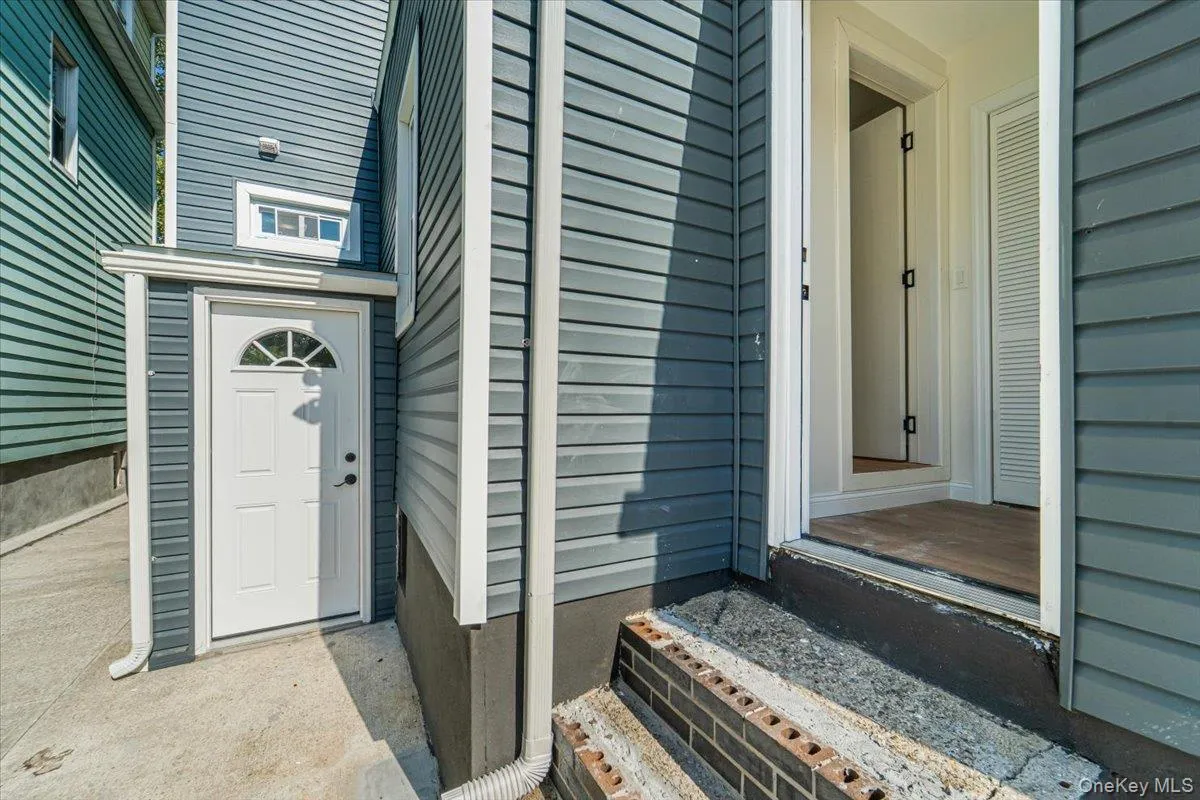 360 7th Avenue, Mount Vernon, NY, 6 Bedrooms Bedrooms, 10 Rooms Rooms,2 BathroomsBathrooms,Residential,For Rent,7th,0,1065432 360 7th Avenue, Mount Vernon, NY, 6 Bedrooms Bedrooms, 10 Rooms Rooms,2 BathroomsBathrooms,Residential,For Rent,7th,0,1065432