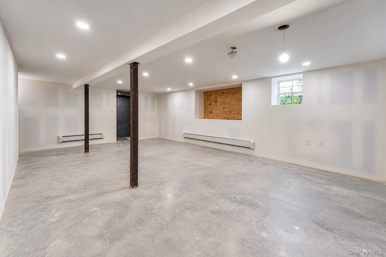 360 7th Avenue, Mount Vernon, NY, 6 Bedrooms Bedrooms, 10 Rooms Rooms,2 BathroomsBathrooms,Residential,For Rent,7th,0,1065432 360 7th Avenue, Mount Vernon, NY, 6 Bedrooms Bedrooms, 10 Rooms Rooms,2 BathroomsBathrooms,Residential,For Rent,7th,0,1065432