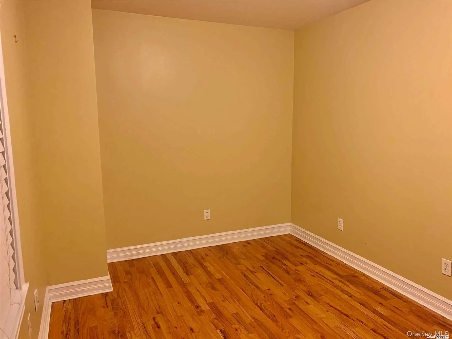1 Owen Street, North Hempstead, NY , With , 3 Bedroom , and , 6 Room , 2 Bathroom , For , Residential Lease , For Rent , 1065435 , MLSID,1065435 1 Owen Street, North Hempstead, NY , With , 3 Bedroom , and , 6 Room , 2 Bathroom , For , Residential Lease , For Rent , 1065435 , MLSID,1065435