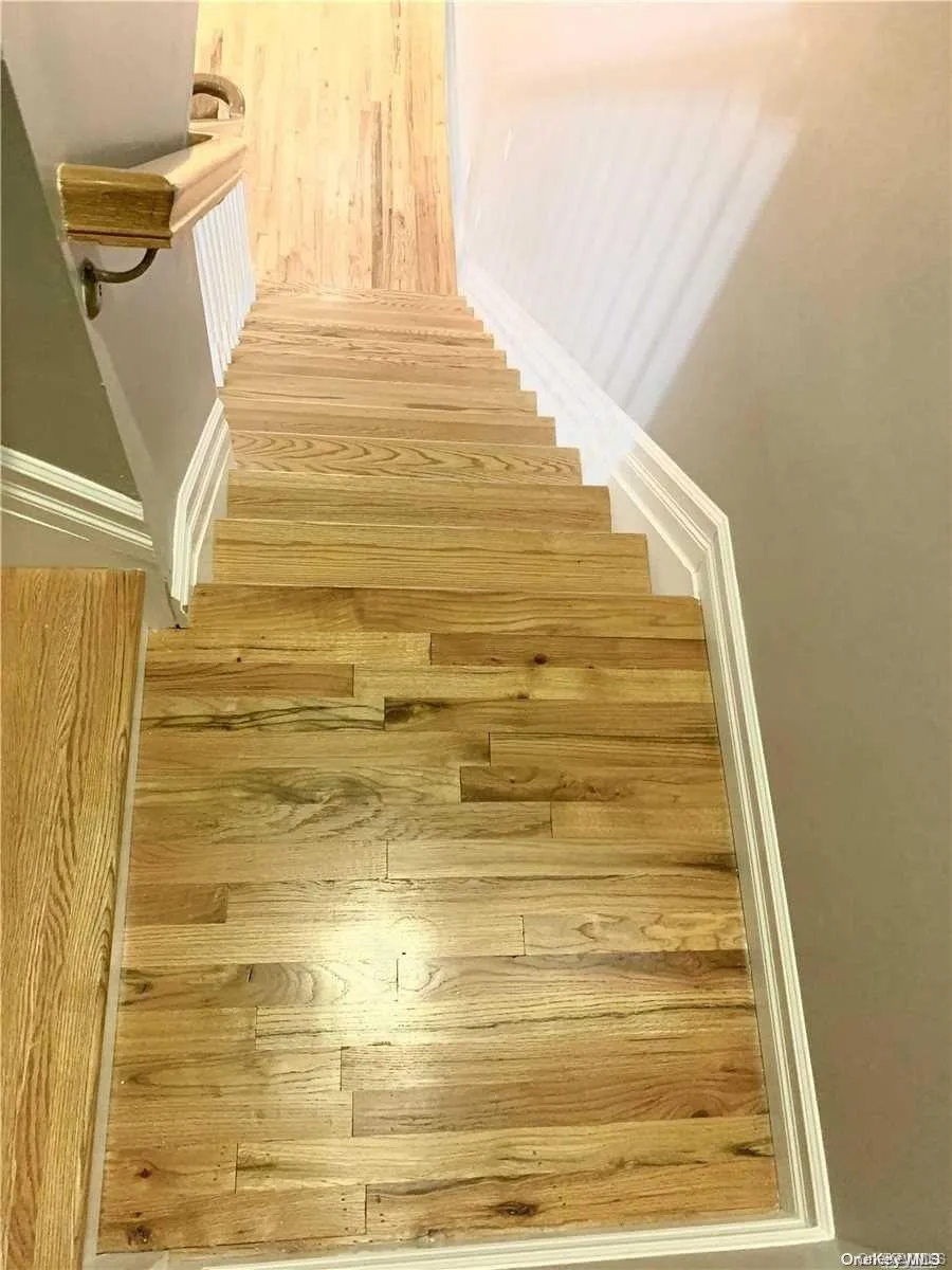 1 Owen Street, North Hempstead, NY , With , 3 Bedroom , and , 6 Room , 2 Bathroom , For , Residential Lease , For Rent , 1065435 , MLSID,1065435 1 Owen Street, North Hempstead, NY , With , 3 Bedroom , and , 6 Room , 2 Bathroom , For , Residential Lease , For Rent , 1065435 , MLSID,1065435