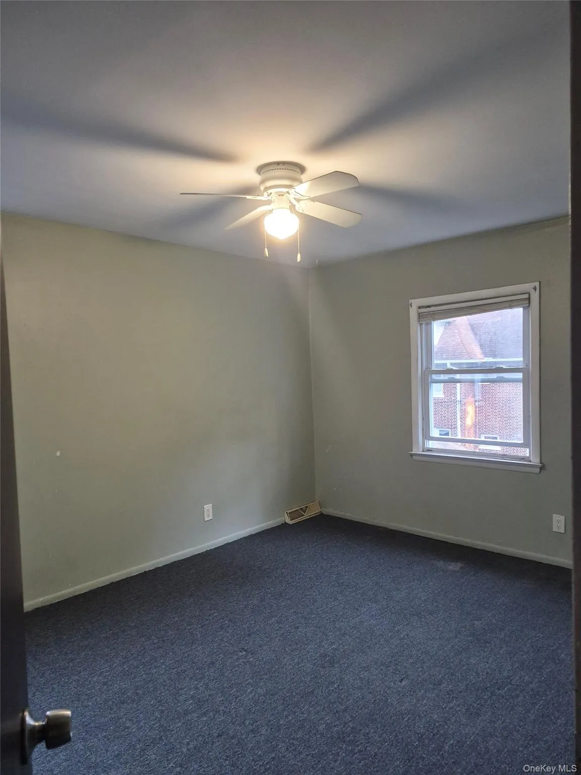 16626 Gothic Drive, New York, NY, 4 Bedrooms Bedrooms, 8 Rooms Rooms,2 BathroomsBathrooms,Residential Lease,For Rent,Gothic,0,1065477 16626 Gothic Drive, New York, NY, 4 Bedrooms Bedrooms, 8 Rooms Rooms,2 BathroomsBathrooms,Residential Lease,For Rent,Gothic,0,1065477