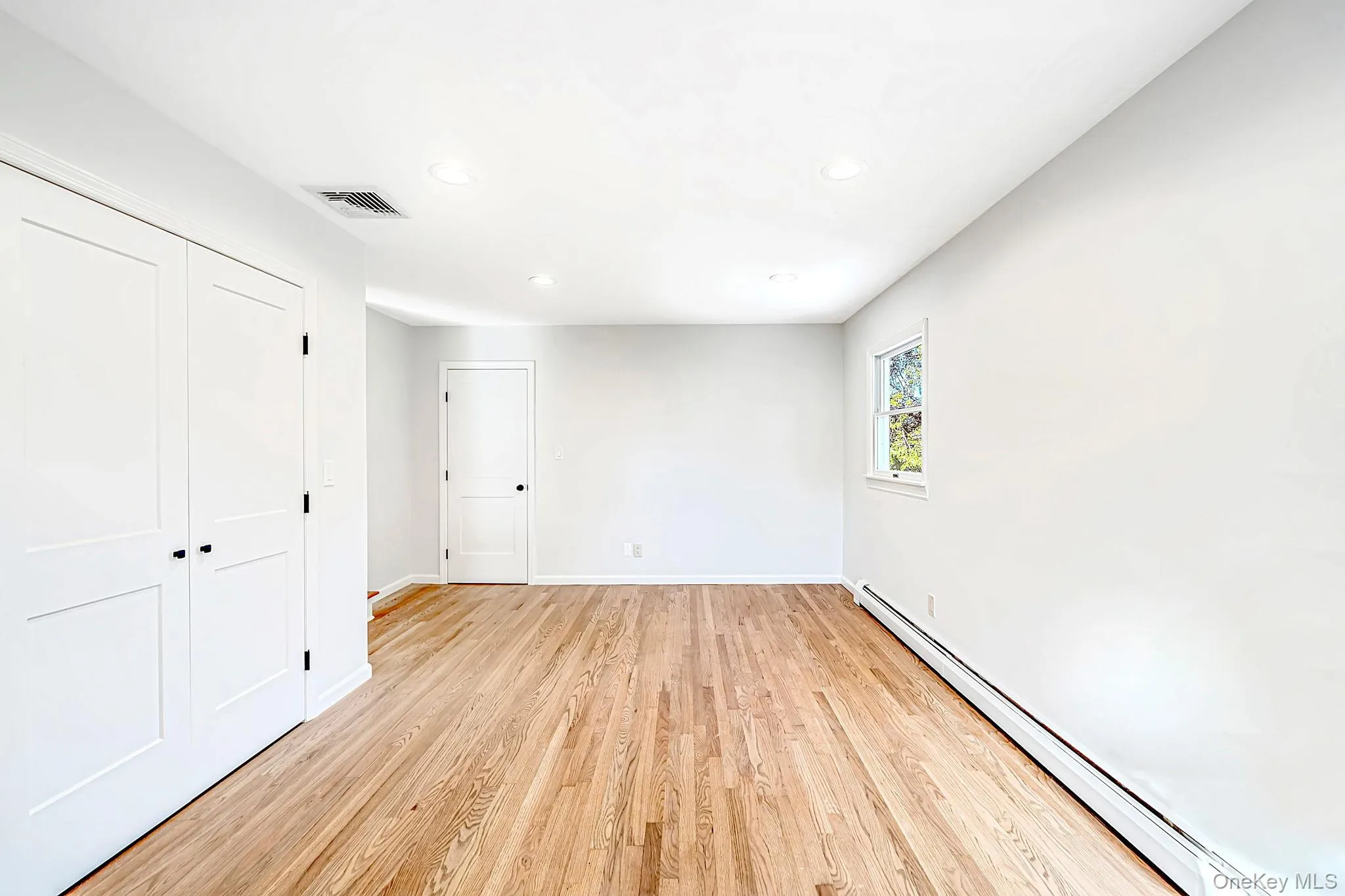 36 Delmar Lane, Smithtown, NY, 5 Bedrooms Bedrooms, 9 Rooms Rooms,2 BathroomsBathrooms,Residential,For Rent,Delmar,0,1065488 36 Delmar Lane, Smithtown, NY, 5 Bedrooms Bedrooms, 9 Rooms Rooms,2 BathroomsBathrooms,Residential,For Rent,Delmar,0,1065488