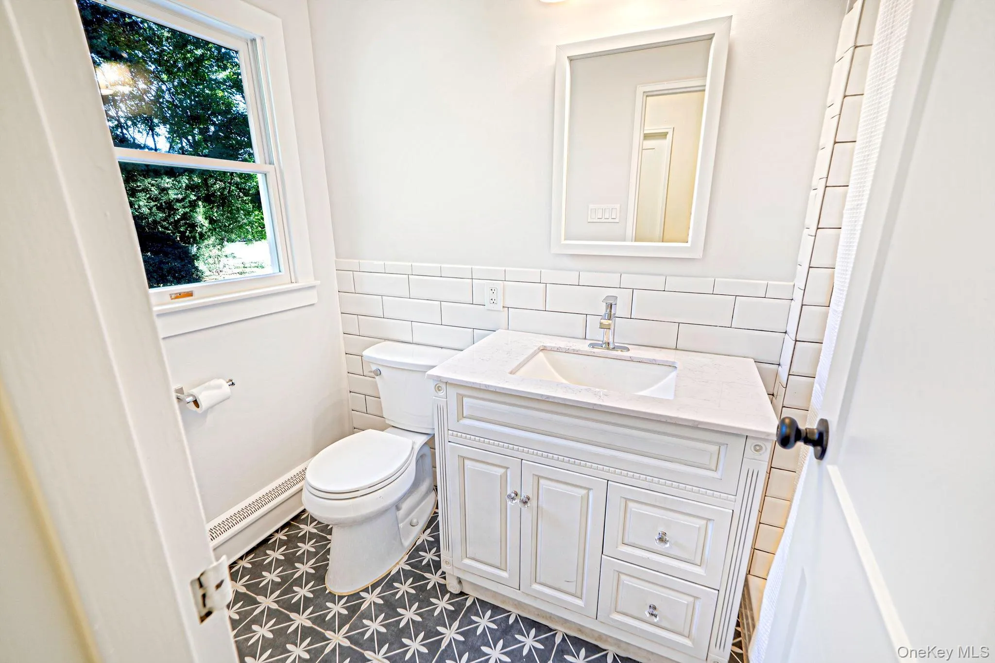 36 Delmar Lane, Smithtown, NY, 5 Bedrooms Bedrooms, 9 Rooms Rooms,2 BathroomsBathrooms,Residential,For Rent,Delmar,0,1065488 36 Delmar Lane, Smithtown, NY, 5 Bedrooms Bedrooms, 9 Rooms Rooms,2 BathroomsBathrooms,Residential,For Rent,Delmar,0,1065488