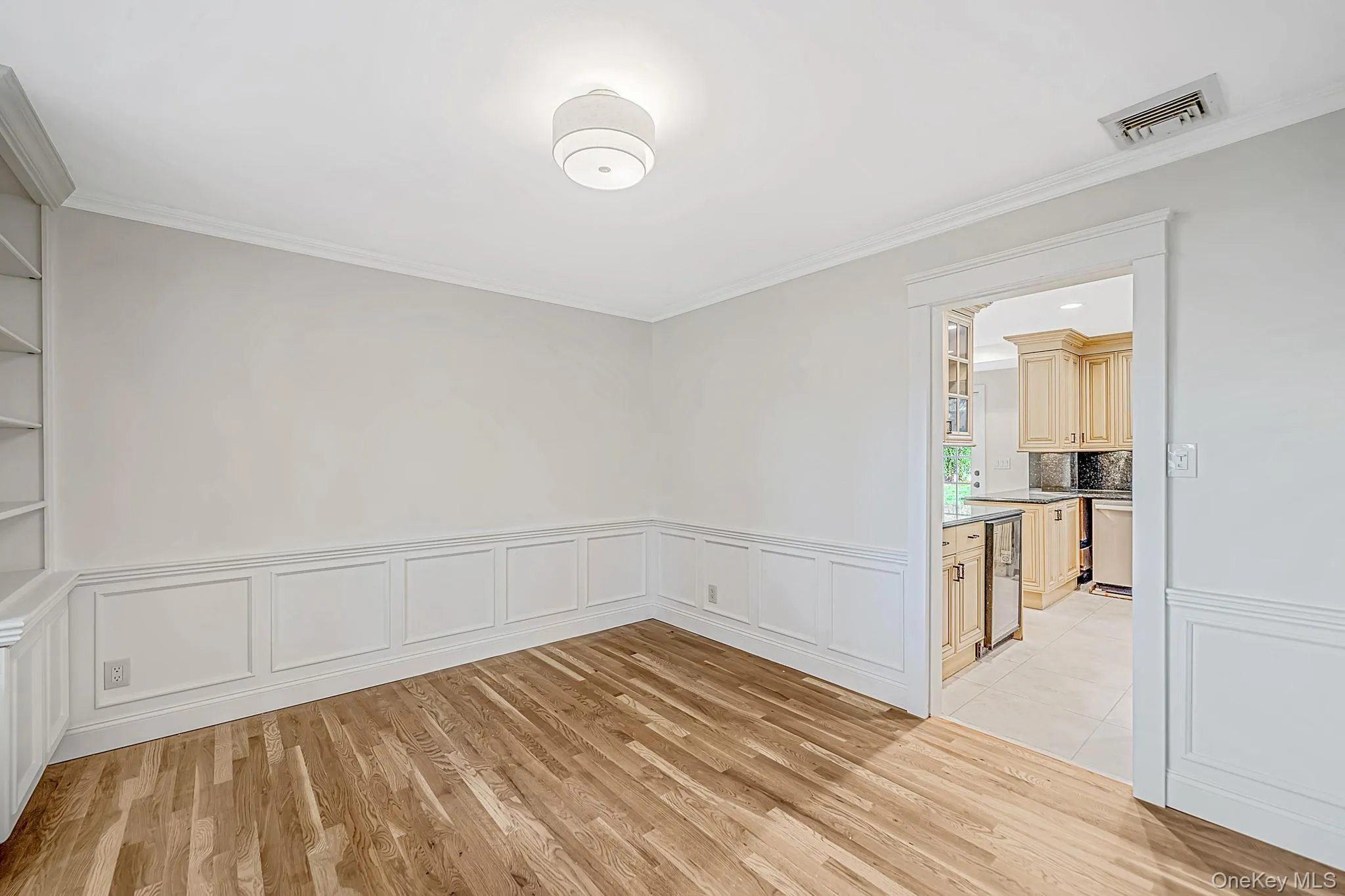 36 Delmar Lane, Smithtown, NY, 5 Bedrooms Bedrooms, 9 Rooms Rooms,2 BathroomsBathrooms,Residential,For Rent,Delmar,0,1065488 36 Delmar Lane, Smithtown, NY, 5 Bedrooms Bedrooms, 9 Rooms Rooms,2 BathroomsBathrooms,Residential,For Rent,Delmar,0,1065488