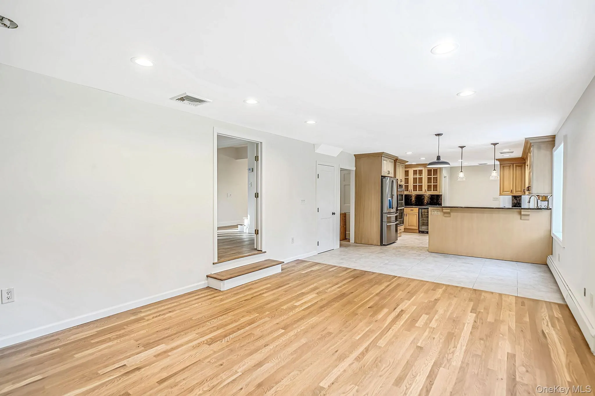 36 Delmar Lane, Smithtown, NY, 5 Bedrooms Bedrooms, 9 Rooms Rooms,2 BathroomsBathrooms,Residential,For Rent,Delmar,0,1065488 36 Delmar Lane, Smithtown, NY, 5 Bedrooms Bedrooms, 9 Rooms Rooms,2 BathroomsBathrooms,Residential,For Rent,Delmar,0,1065488