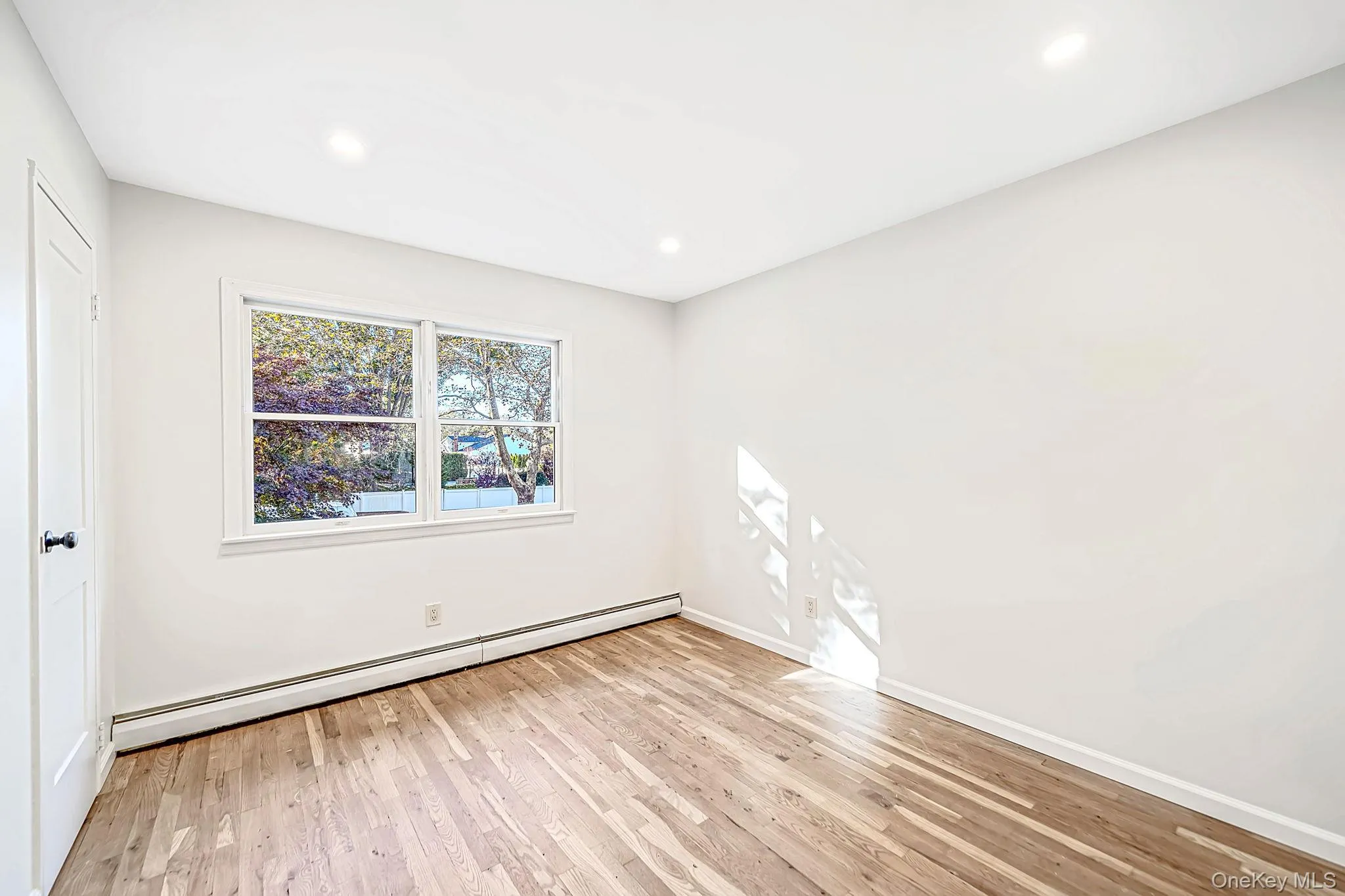 36 Delmar Lane, Smithtown, NY, 5 Bedrooms Bedrooms, 9 Rooms Rooms,2 BathroomsBathrooms,Residential,For Rent,Delmar,0,1065488 36 Delmar Lane, Smithtown, NY, 5 Bedrooms Bedrooms, 9 Rooms Rooms,2 BathroomsBathrooms,Residential,For Rent,Delmar,0,1065488