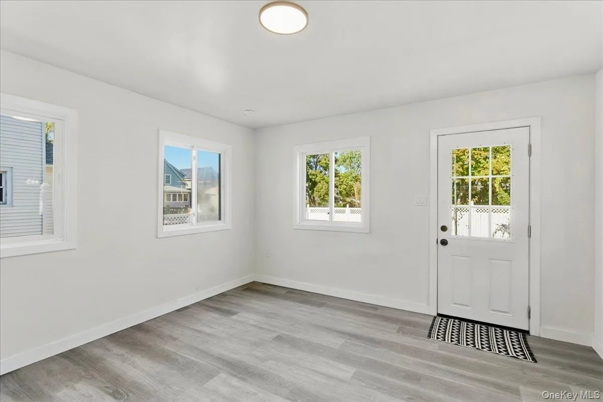 76 Church Street, Beacon, NY, 3 Bedrooms Bedrooms, 6 Rooms Rooms,1 BathroomBathrooms,Residential,For Rent,Church,0,1065506 76 Church Street, Beacon, NY, 3 Bedrooms Bedrooms, 6 Rooms Rooms,1 BathroomBathrooms,Residential,For Rent,Church,0,1065506
