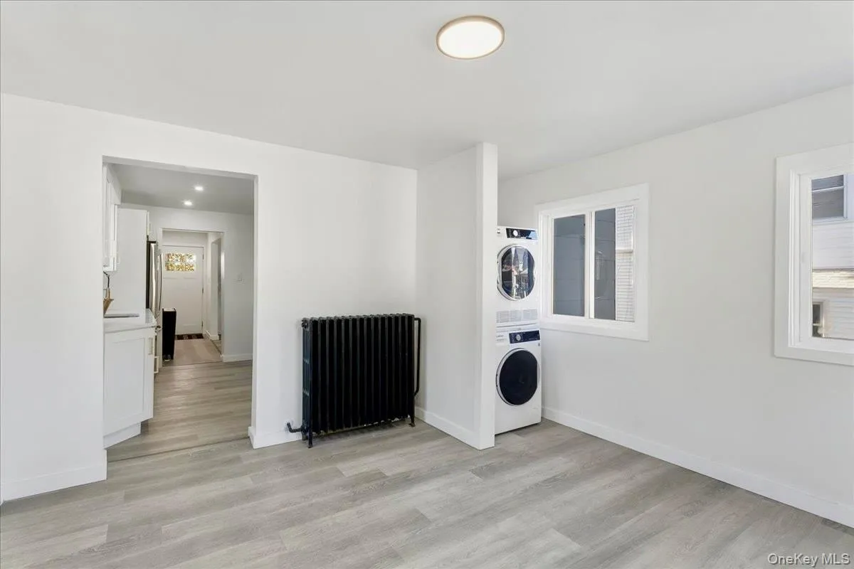 76 Church Street, Beacon, NY, 3 Bedrooms Bedrooms, 6 Rooms Rooms,1 BathroomBathrooms,Residential,For Rent,Church,0,1065506 76 Church Street, Beacon, NY, 3 Bedrooms Bedrooms, 6 Rooms Rooms,1 BathroomBathrooms,Residential,For Rent,Church,0,1065506