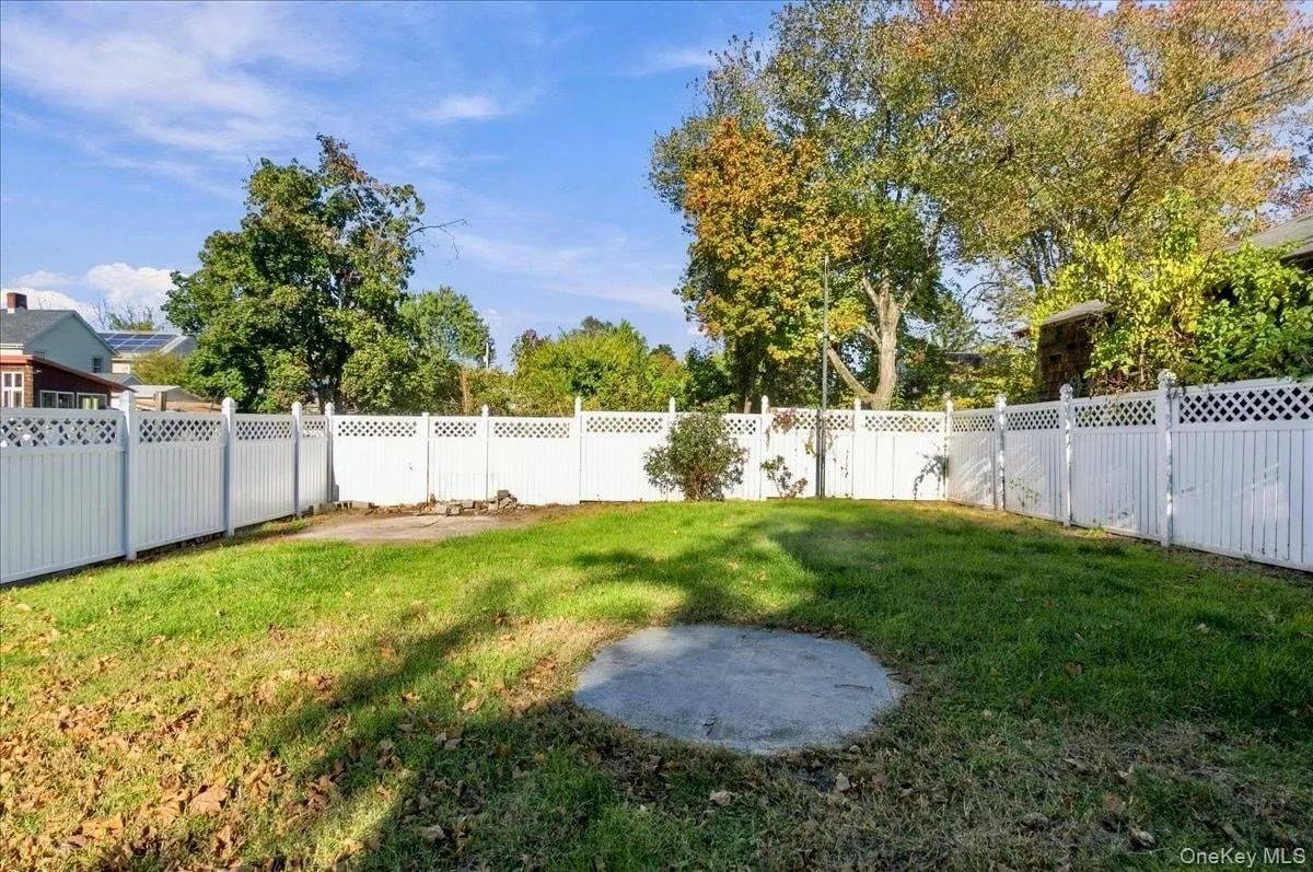 76 Church Street, Beacon, NY, 3 Bedrooms Bedrooms, 6 Rooms Rooms,1 BathroomBathrooms,Residential,For Rent,Church,0,1065506 76 Church Street, Beacon, NY, 3 Bedrooms Bedrooms, 6 Rooms Rooms,1 BathroomBathrooms,Residential,For Rent,Church,0,1065506