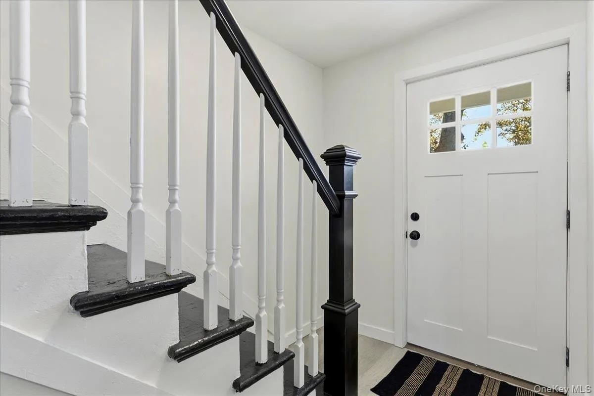 76 Church Street, Beacon, NY, 3 Bedrooms Bedrooms, 6 Rooms Rooms,1 BathroomBathrooms,Residential,For Rent,Church,0,1065506 76 Church Street, Beacon, NY, 3 Bedrooms Bedrooms, 6 Rooms Rooms,1 BathroomBathrooms,Residential,For Rent,Church,0,1065506