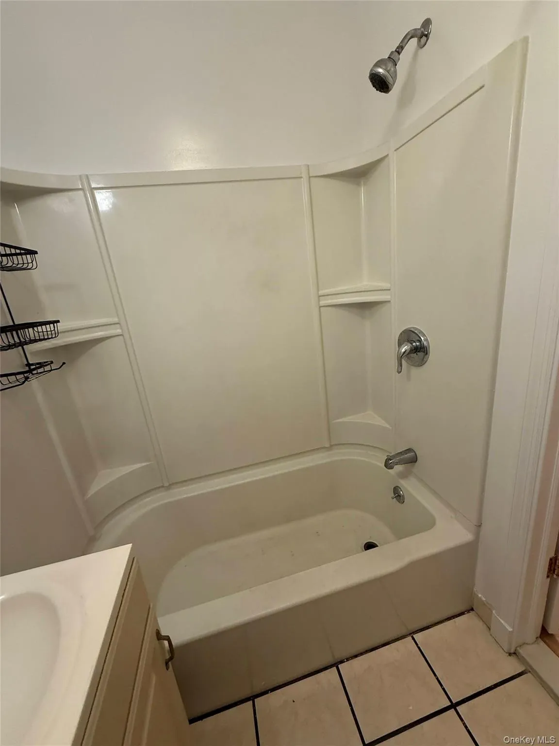 180 Willow Street, Yonkers, NY , With , 1 Bedroom , and , 1 Room , 1 Bathroom , For , Residential Lease , For Rent , 1065509 , MLSID,1065509 180 Willow Street, Yonkers, NY , With , 1 Bedroom , and , 1 Room , 1 Bathroom , For , Residential Lease , For Rent , 1065509 , MLSID,1065509