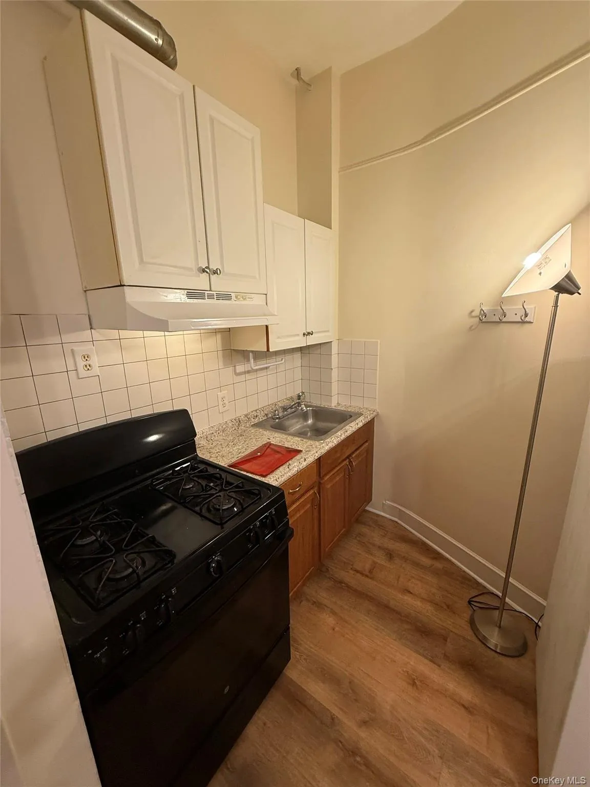 180 Willow Street, Yonkers, NY , With , 1 Bedroom , and , 1 Room , 1 Bathroom , For , Residential Lease , For Rent , 1065509 , MLSID,1065509 180 Willow Street, Yonkers, NY , With , 1 Bedroom , and , 1 Room , 1 Bathroom , For , Residential Lease , For Rent , 1065509 , MLSID,1065509