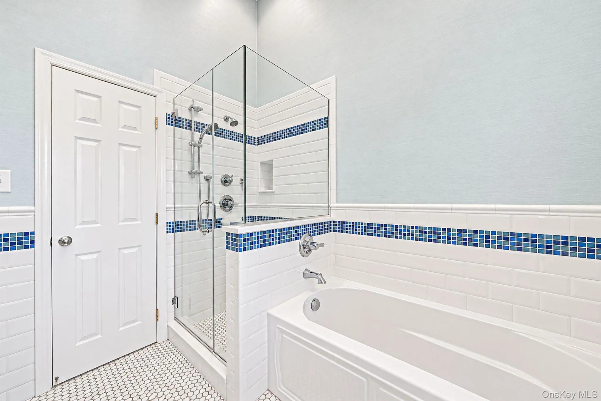 1140 Merritts Road, Oyster Bay, NY, 4 Bedrooms Bedrooms, 8 Rooms Rooms,2 BathroomsBathrooms,Residential,For Rent,Merritts,0,1065545 1140 Merritts Road, Oyster Bay, NY, 4 Bedrooms Bedrooms, 8 Rooms Rooms,2 BathroomsBathrooms,Residential,For Rent,Merritts,0,1065545