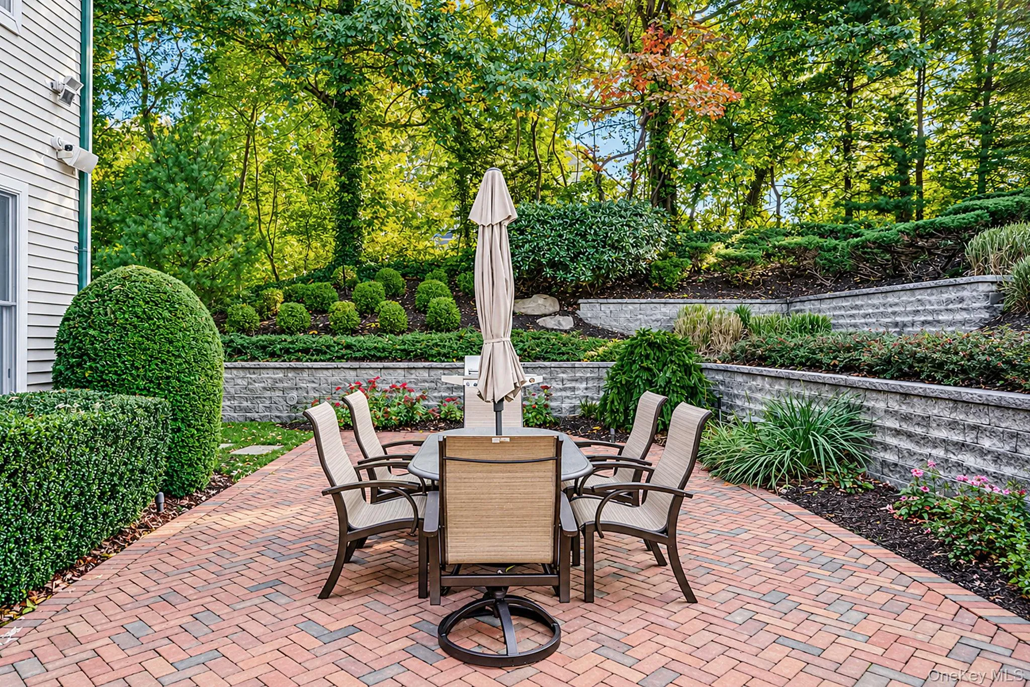 1140 Merritts Road, Oyster Bay, NY, 4 Bedrooms Bedrooms, 8 Rooms Rooms,2 BathroomsBathrooms,Residential,For Rent,Merritts,0,1065545 1140 Merritts Road, Oyster Bay, NY, 4 Bedrooms Bedrooms, 8 Rooms Rooms,2 BathroomsBathrooms,Residential,For Rent,Merritts,0,1065545
