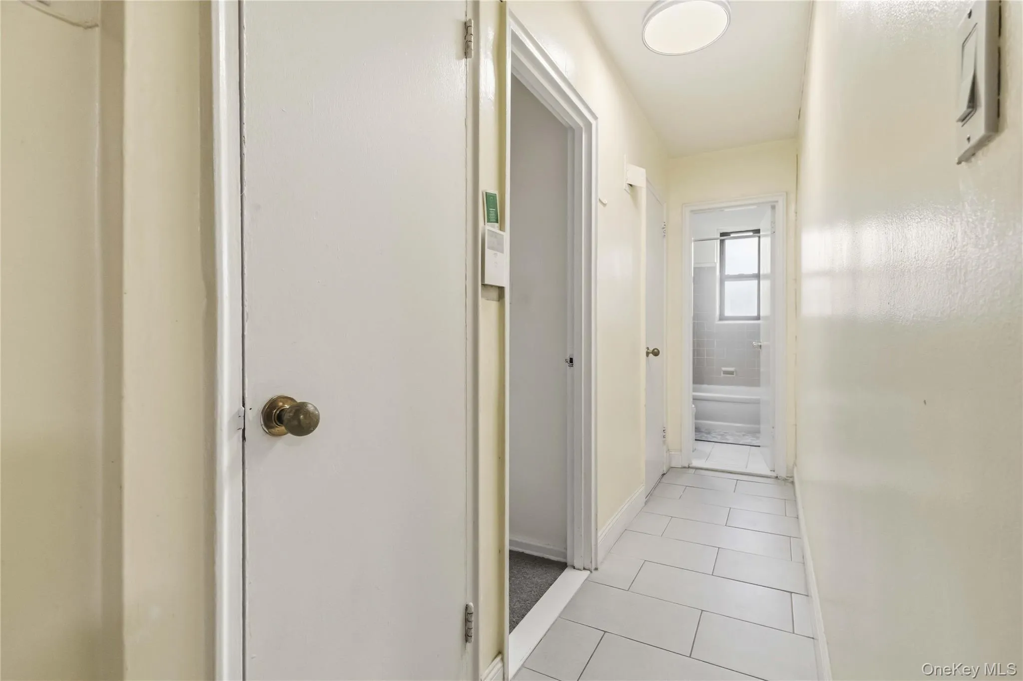 149-05 79th Avenue, New York, NY, 1 Bedroom Bedrooms, 2 Rooms Rooms,1 BathroomBathrooms,Residential,For Rent,79th Avenue,0,1065577 149-05 79th Avenue, New York, NY, 1 Bedroom Bedrooms, 2 Rooms Rooms,1 BathroomBathrooms,Residential,For Rent,79th Avenue,0,1065577