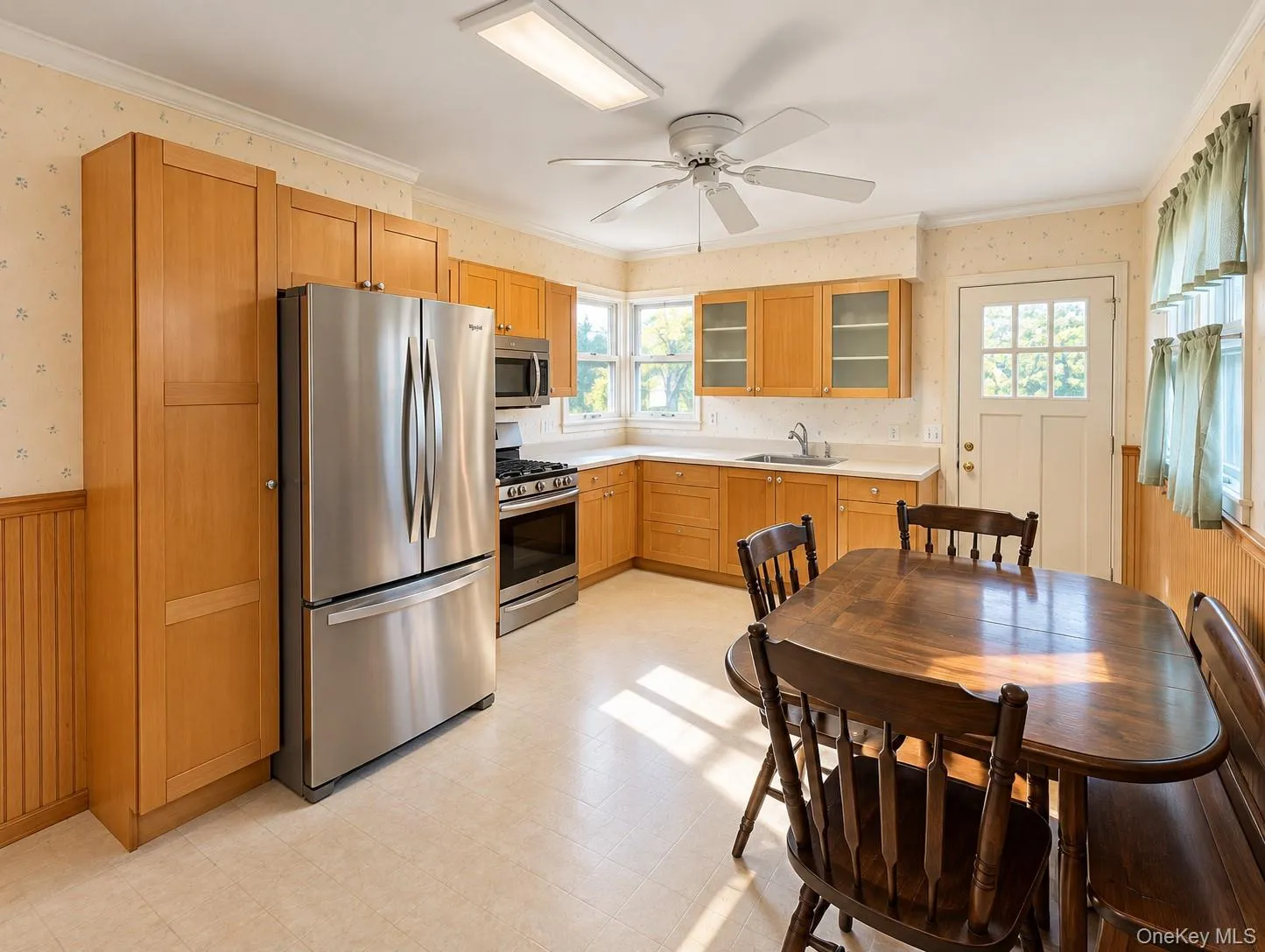 8 Larch Road, Brookhaven, NY, 3 Bedrooms Bedrooms, 7 Rooms Rooms,2 BathroomsBathrooms,Residential,For Rent,Larch,0,1065584 8 Larch Road, Brookhaven, NY, 3 Bedrooms Bedrooms, 7 Rooms Rooms,2 BathroomsBathrooms,Residential,For Rent,Larch,0,1065584