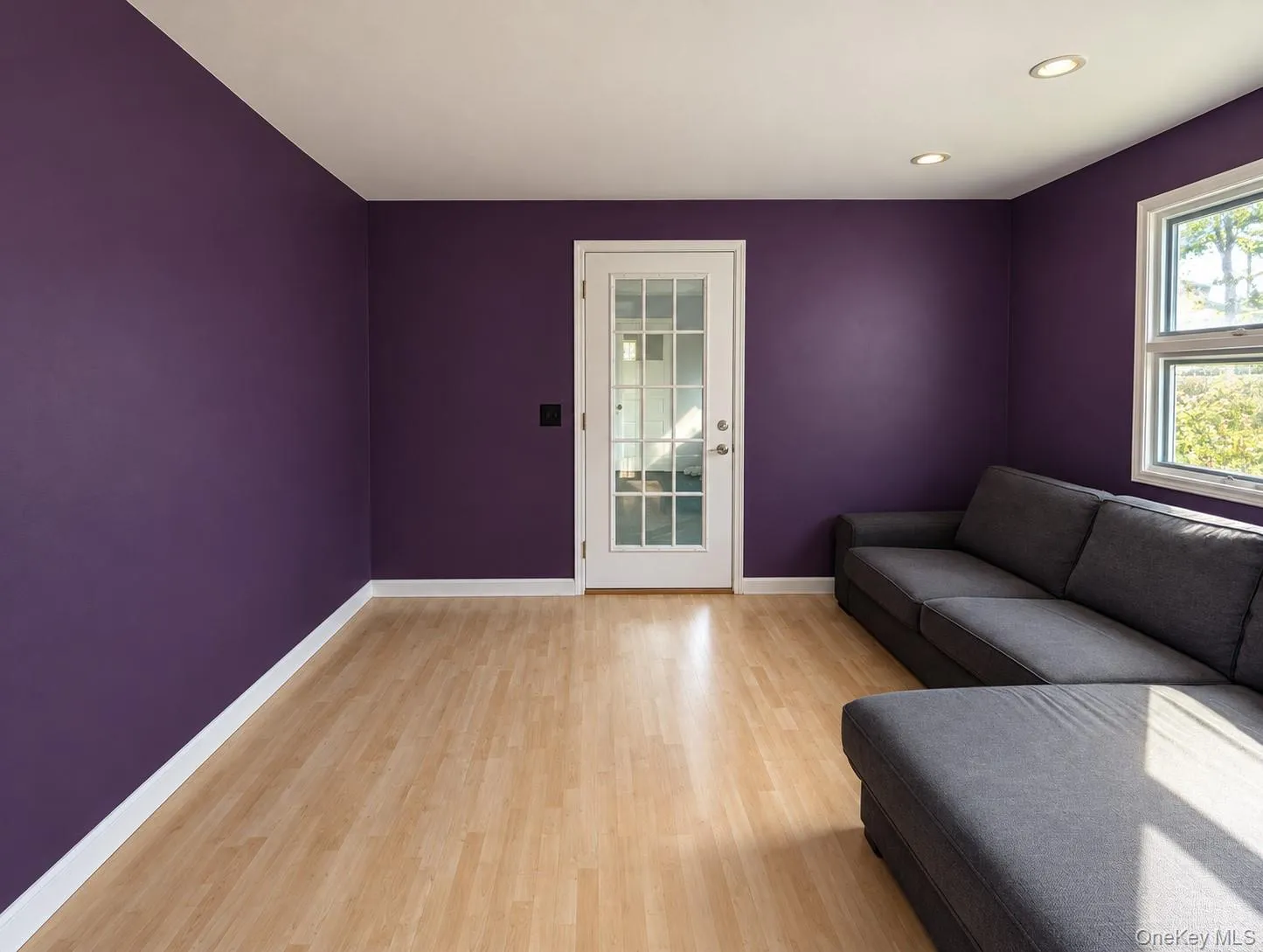 8 Larch Road, Brookhaven, NY, 3 Bedrooms Bedrooms, 7 Rooms Rooms,2 BathroomsBathrooms,Residential,For Rent,Larch,0,1065584 8 Larch Road, Brookhaven, NY, 3 Bedrooms Bedrooms, 7 Rooms Rooms,2 BathroomsBathrooms,Residential,For Rent,Larch,0,1065584