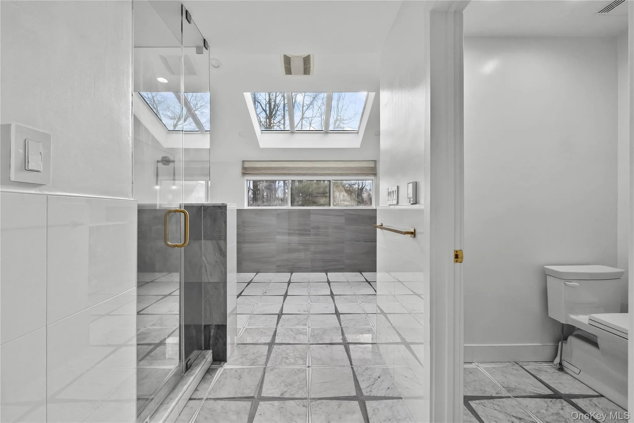 1 Yale Drive, North Hempstead, NY, 3 Bedrooms Bedrooms, 9 Rooms Rooms,3 BathroomsBathrooms,Residential Lease,For Rent,Yale,0,1065590 1 Yale Drive, North Hempstead, NY, 3 Bedrooms Bedrooms, 9 Rooms Rooms,3 BathroomsBathrooms,Residential Lease,For Rent,Yale,0,1065590