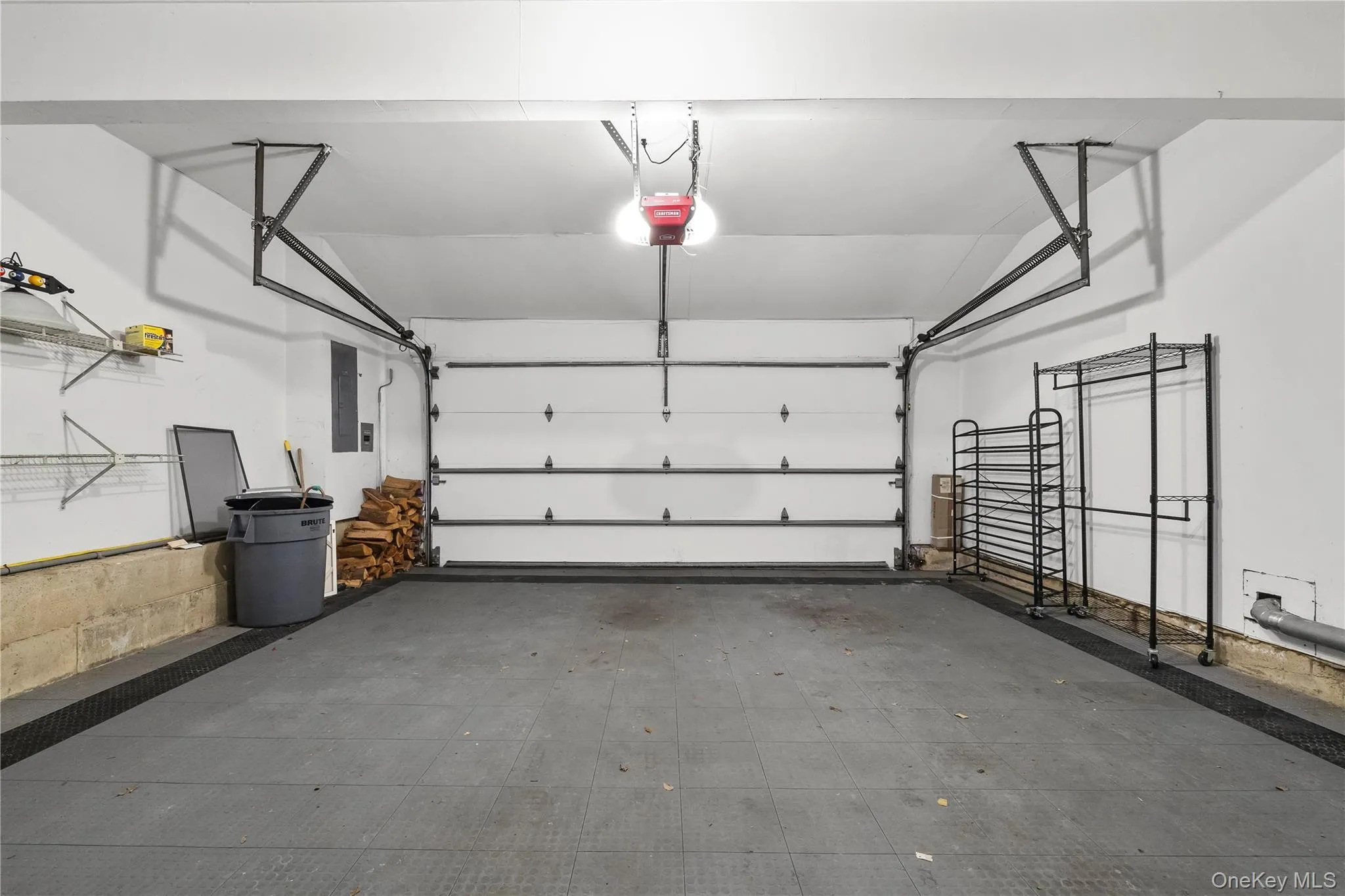 2 Car Garage 2 Car Garage