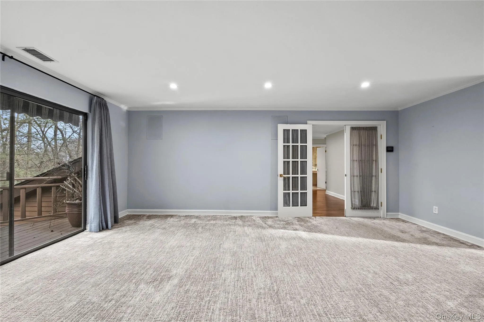 1 Yale Drive, North Hempstead, NY, 3 Bedrooms Bedrooms, 9 Rooms Rooms,3 BathroomsBathrooms,Residential Lease,For Rent,Yale,0,1065590 1 Yale Drive, North Hempstead, NY, 3 Bedrooms Bedrooms, 9 Rooms Rooms,3 BathroomsBathrooms,Residential Lease,For Rent,Yale,0,1065590