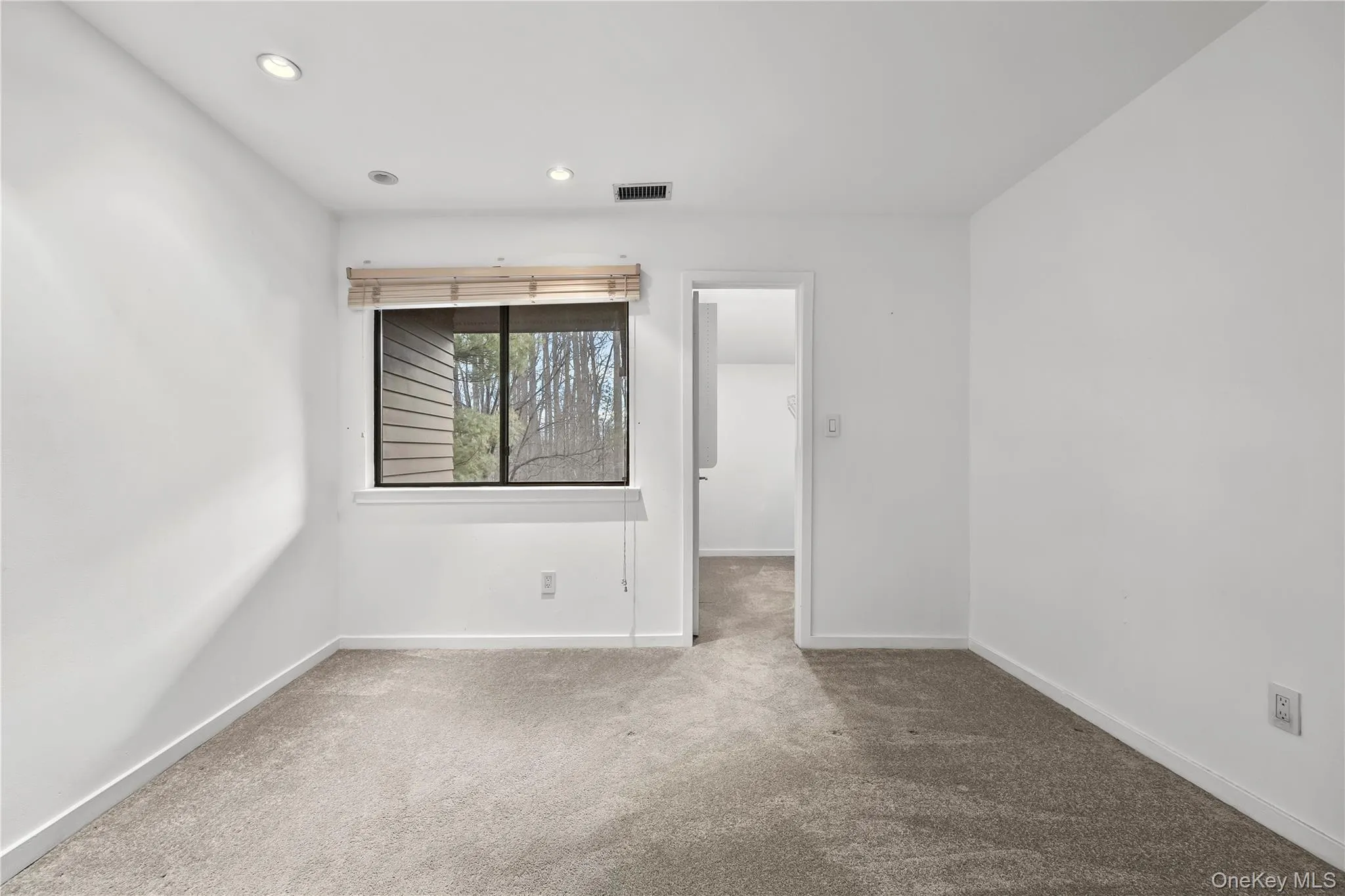 1 Yale Drive, North Hempstead, NY, 3 Bedrooms Bedrooms, 9 Rooms Rooms,3 BathroomsBathrooms,Residential Lease,For Rent,Yale,0,1065590 1 Yale Drive, North Hempstead, NY, 3 Bedrooms Bedrooms, 9 Rooms Rooms,3 BathroomsBathrooms,Residential Lease,For Rent,Yale,0,1065590