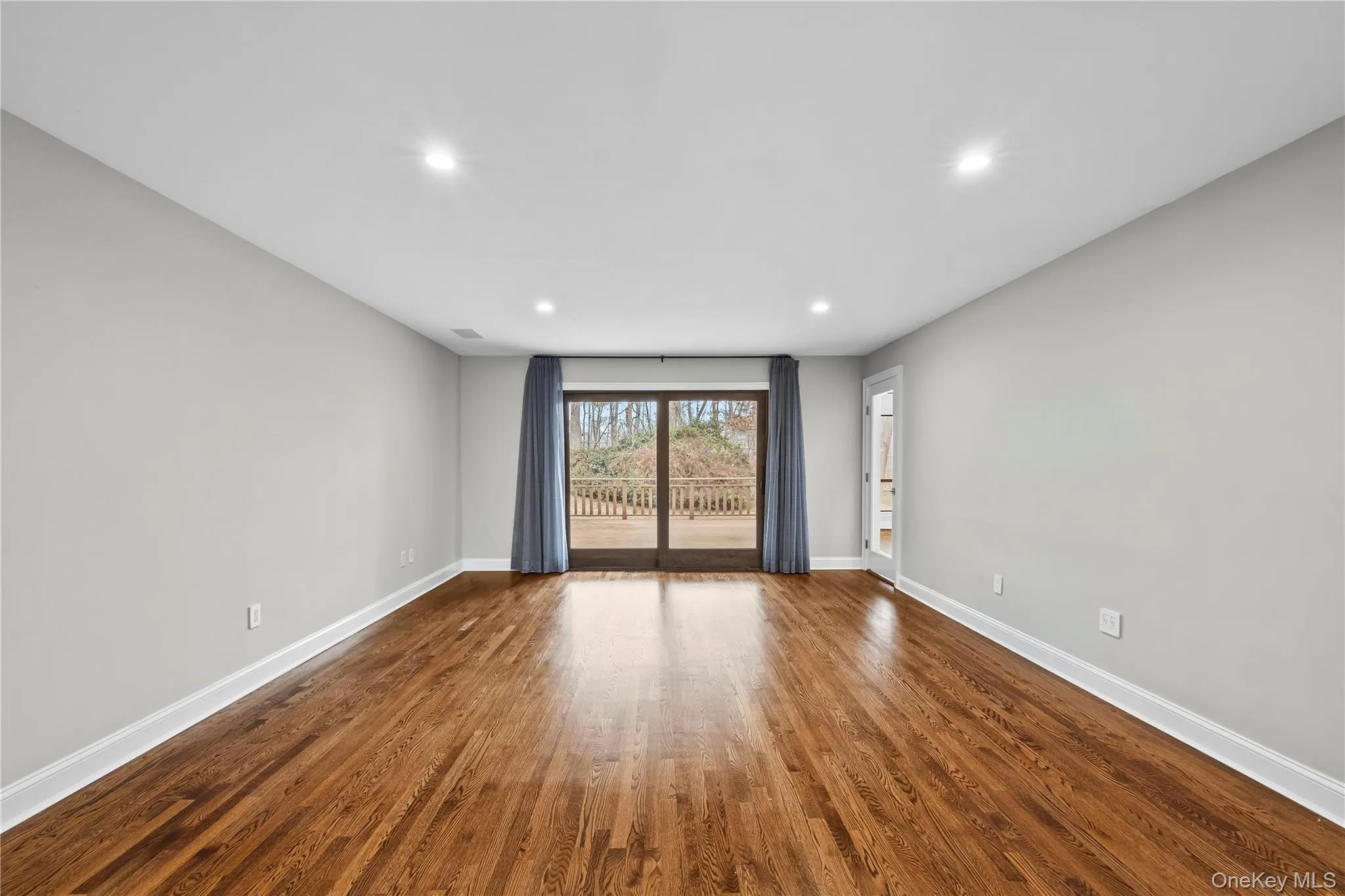 1 Yale Drive, North Hempstead, NY, 3 Bedrooms Bedrooms, 9 Rooms Rooms,3 BathroomsBathrooms,Residential Lease,For Rent,Yale,0,1065590 1 Yale Drive, North Hempstead, NY, 3 Bedrooms Bedrooms, 9 Rooms Rooms,3 BathroomsBathrooms,Residential Lease,For Rent,Yale,0,1065590