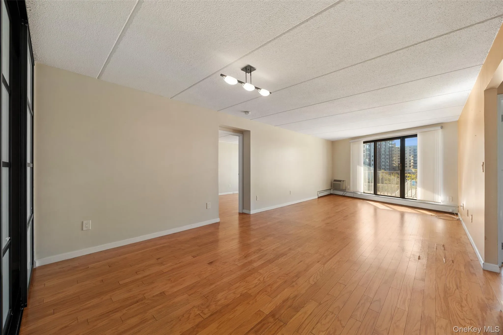 1155 Warburton Avenue, Yonkers, NY, 2 Bedrooms Bedrooms, 6 Rooms Rooms,2 BathroomsBathrooms,Residential,For Rent,Warburton,0,1065591 1155 Warburton Avenue, Yonkers, NY, 2 Bedrooms Bedrooms, 6 Rooms Rooms,2 BathroomsBathrooms,Residential,For Rent,Warburton,0,1065591