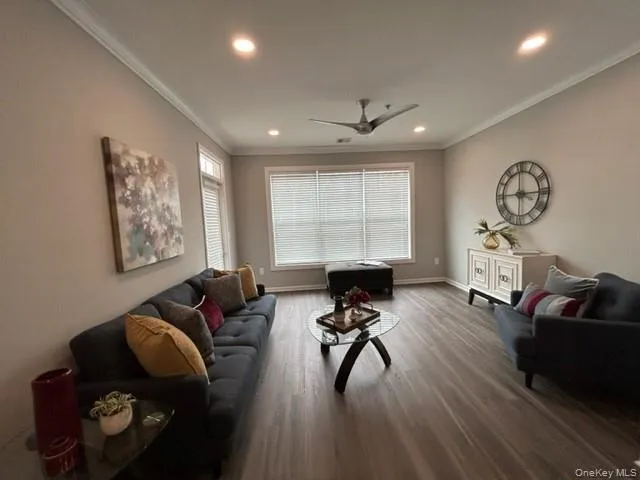 717 Charles Pond Drive, Brookhaven, NY , With , 1 Bedroom , and , 4 Room , 1 Bathroom , For , Residential Lease , For Rent , 1065619 , MLSID,1065619 717 Charles Pond Drive, Brookhaven, NY , With , 1 Bedroom , and , 4 Room , 1 Bathroom , For , Residential Lease , For Rent , 1065619 , MLSID,1065619