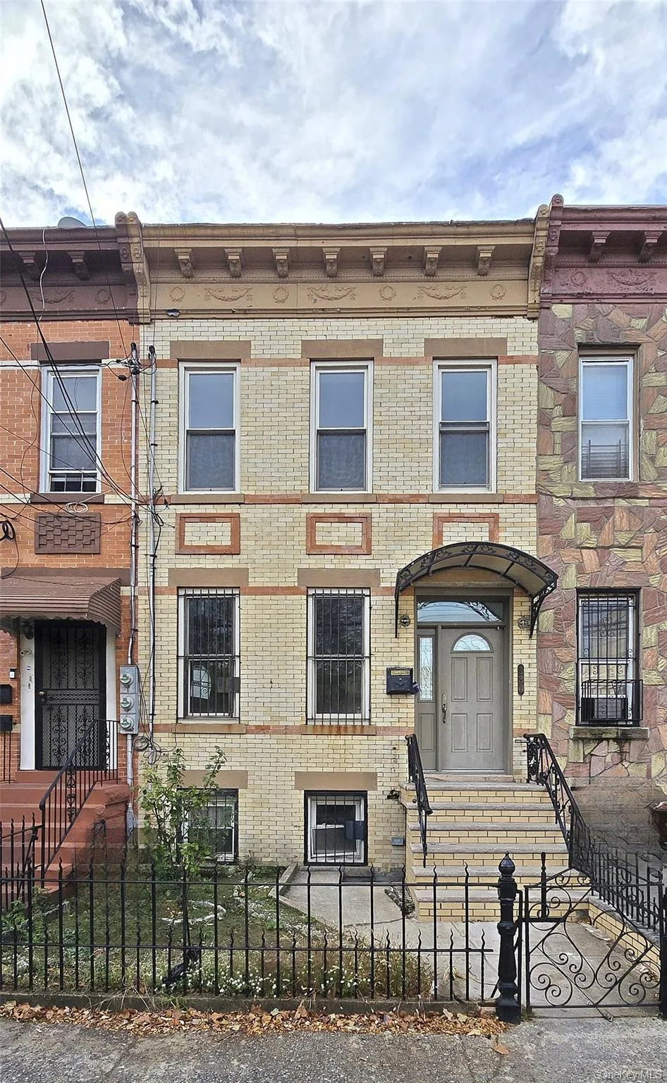 380 Van Siclen Avenue, New York, NY , With , 3 Bedroom , and , 7 Room , 2 Bathroom , For , Residential Lease , For Rent , 1065636 , MLSID,1065636 380 Van Siclen Avenue, New York, NY , With , 3 Bedroom , and , 7 Room , 2 Bathroom , For , Residential Lease , For Rent , 1065636 , MLSID,1065636