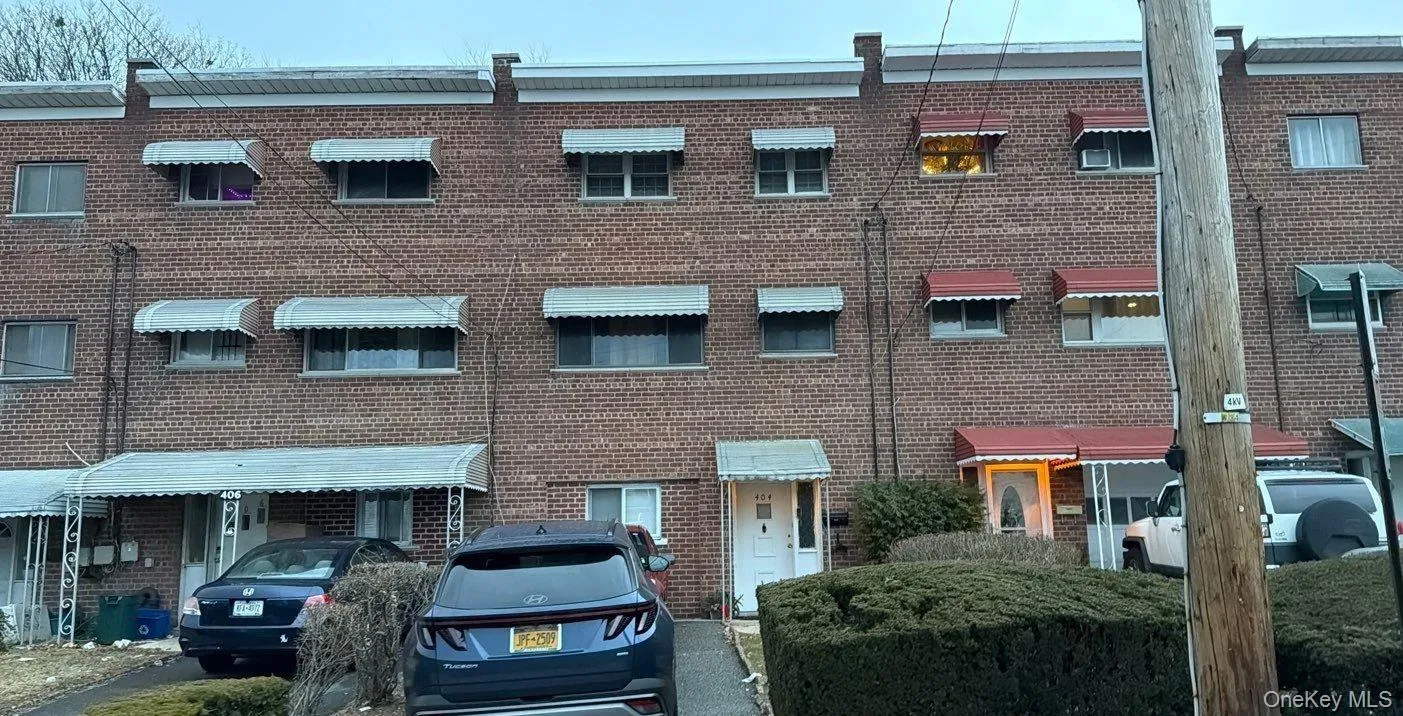 404 2nd Avenue, Mount Vernon, NY, 3 Bedrooms Bedrooms, 7 Rooms Rooms,1 BathroomBathrooms,Residential,For Rent,2nd,0,1065644 404 2nd Avenue, Mount Vernon, NY, 3 Bedrooms Bedrooms, 7 Rooms Rooms,1 BathroomBathrooms,Residential,For Rent,2nd,0,1065644