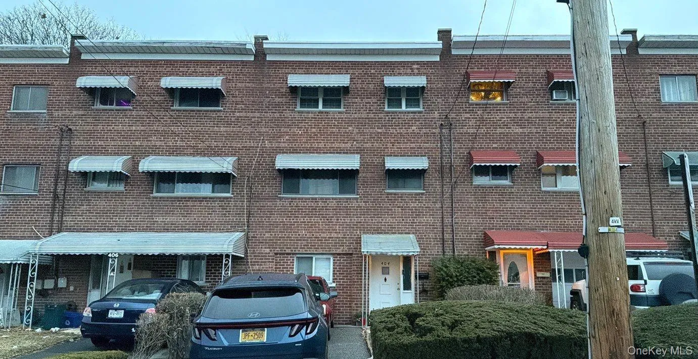 404 2nd Avenue, Mount Vernon, NY, 3 Bedrooms Bedrooms, 7 Rooms Rooms,1 BathroomBathrooms,Residential,For Rent,2nd,0,1065644 404 2nd Avenue, Mount Vernon, NY, 3 Bedrooms Bedrooms, 7 Rooms Rooms,1 BathroomBathrooms,Residential,For Rent,2nd,0,1065644